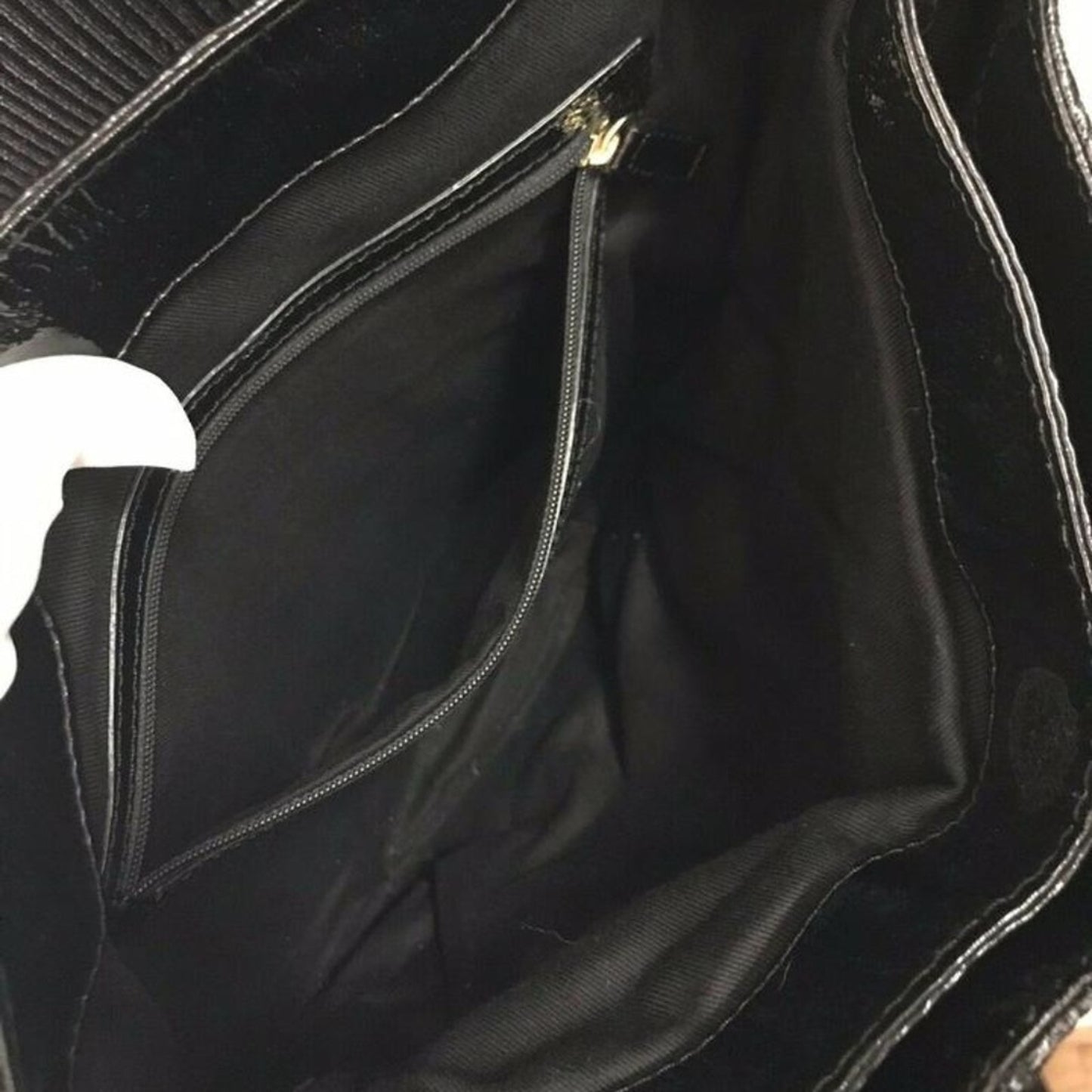 Cynthia Rowley Medium Black Patent Leather Cross B