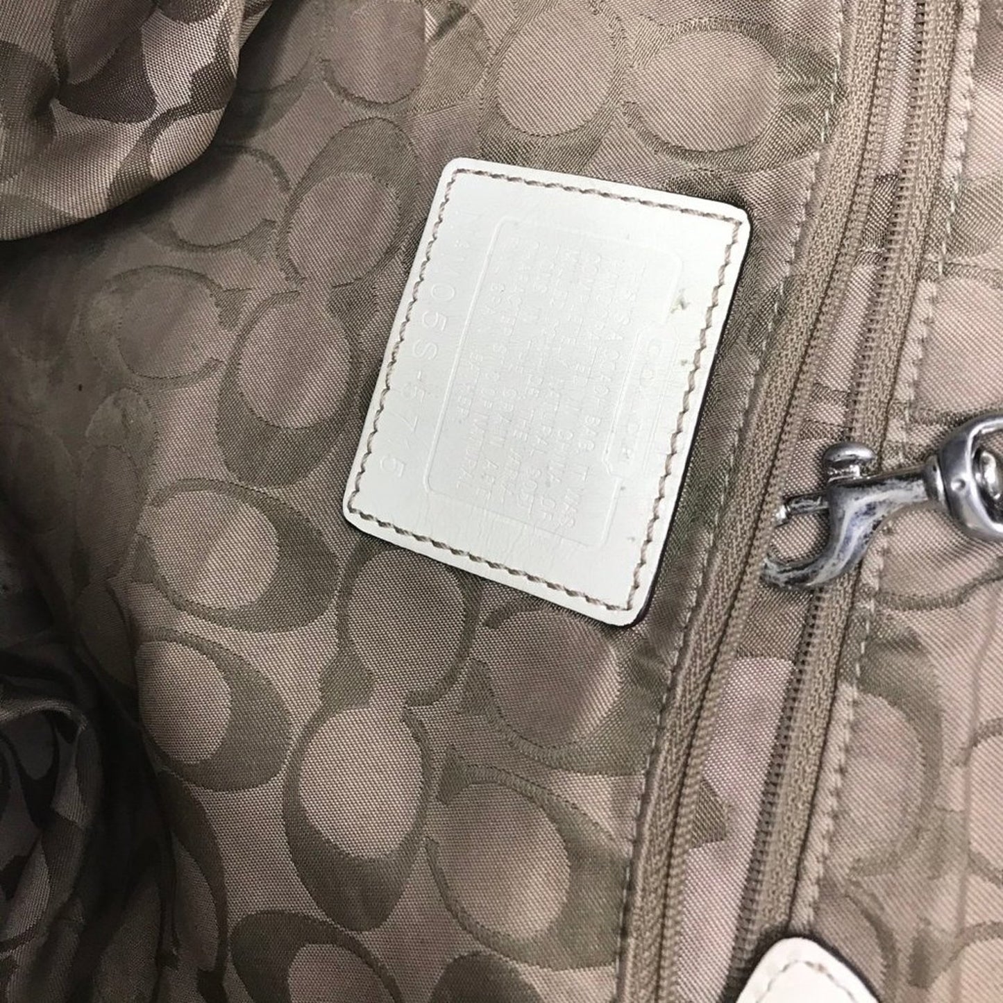 COACH White Medium Leather Handbag