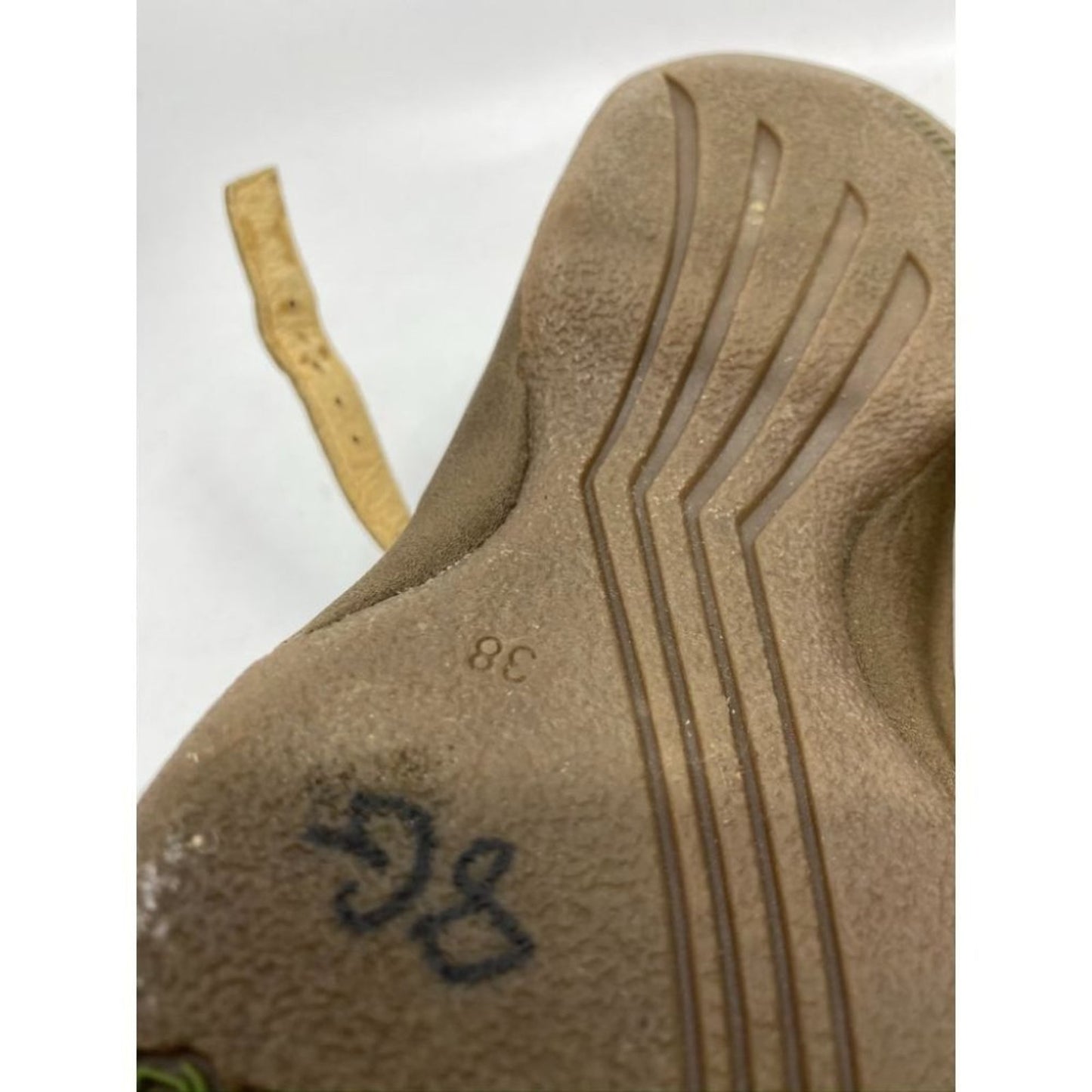 Dansko Tan Unisex Mules/Clogs Size 38/8