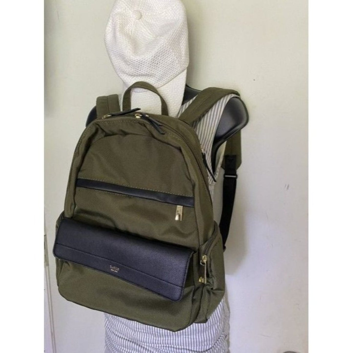 Nwot Laptop Padded Green Fabric Backpack