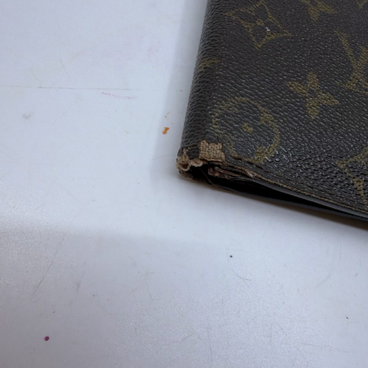 Louis Vuitton Monogram Porte Monnaie Billets Cartes Credit Wallet