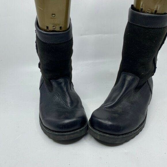UGG Australia Leather Boots Size 2