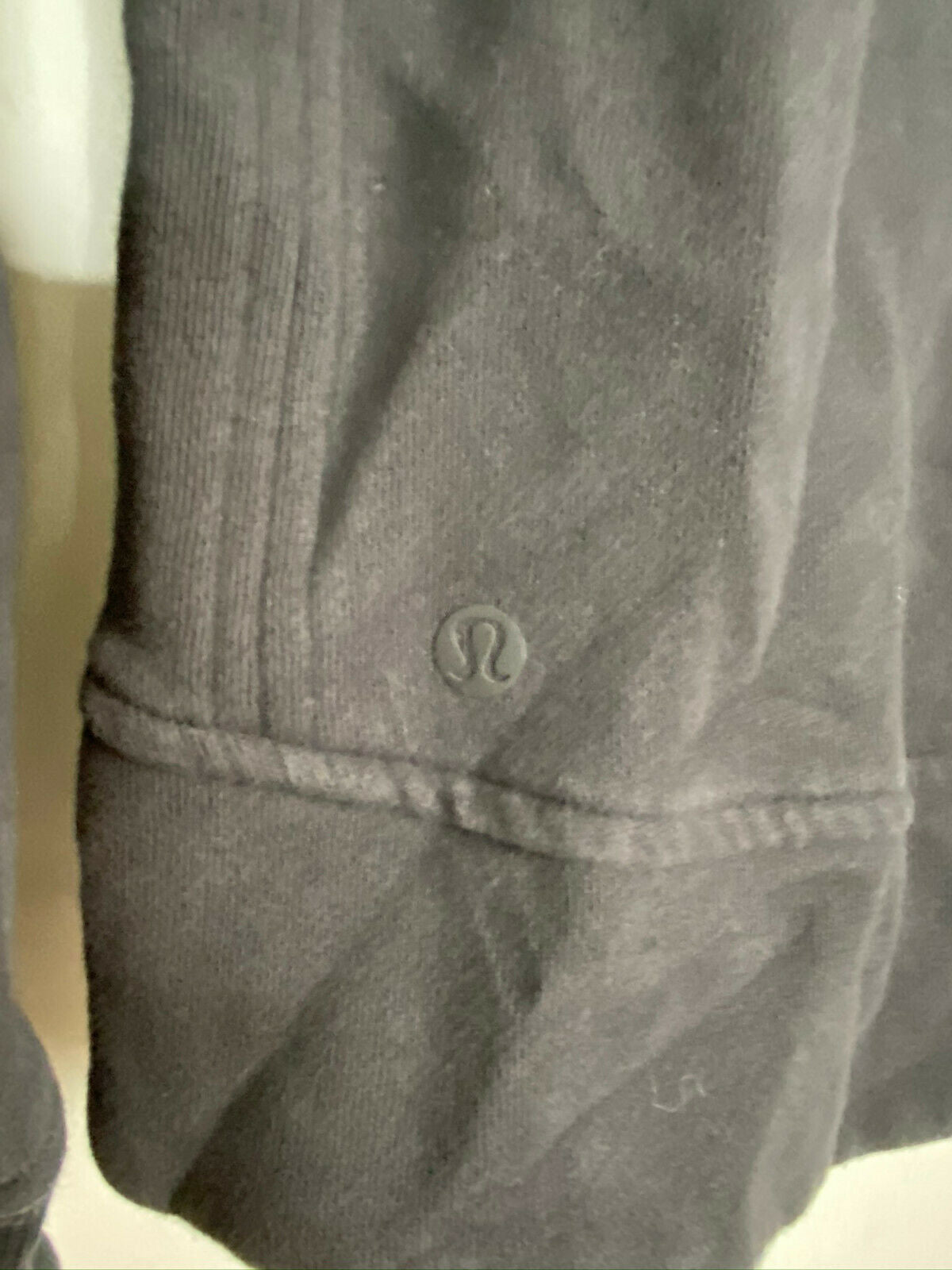 LULULEMON Womens Black Long Sleeves Stylish Hoodies Size: 4