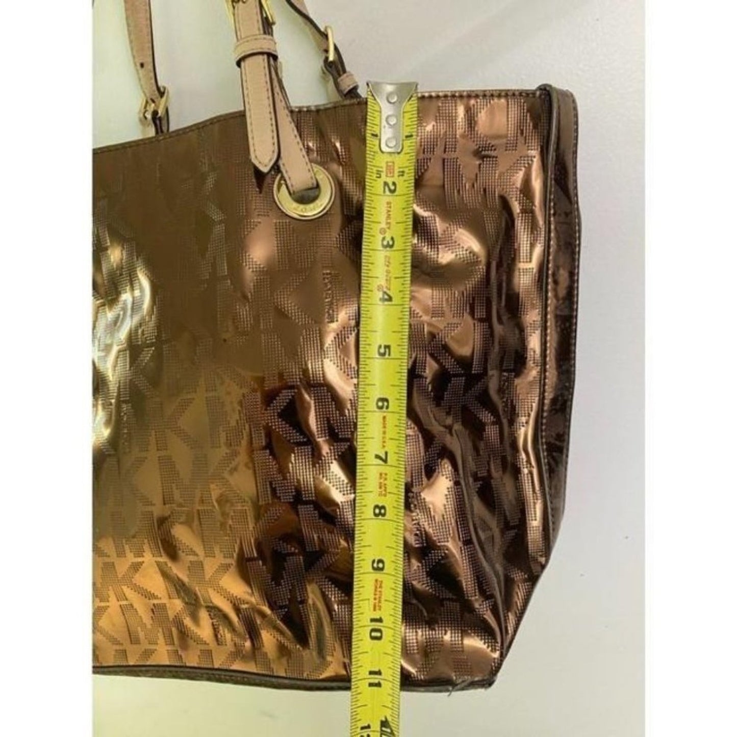 michael kors large brown patent leather shoulder b