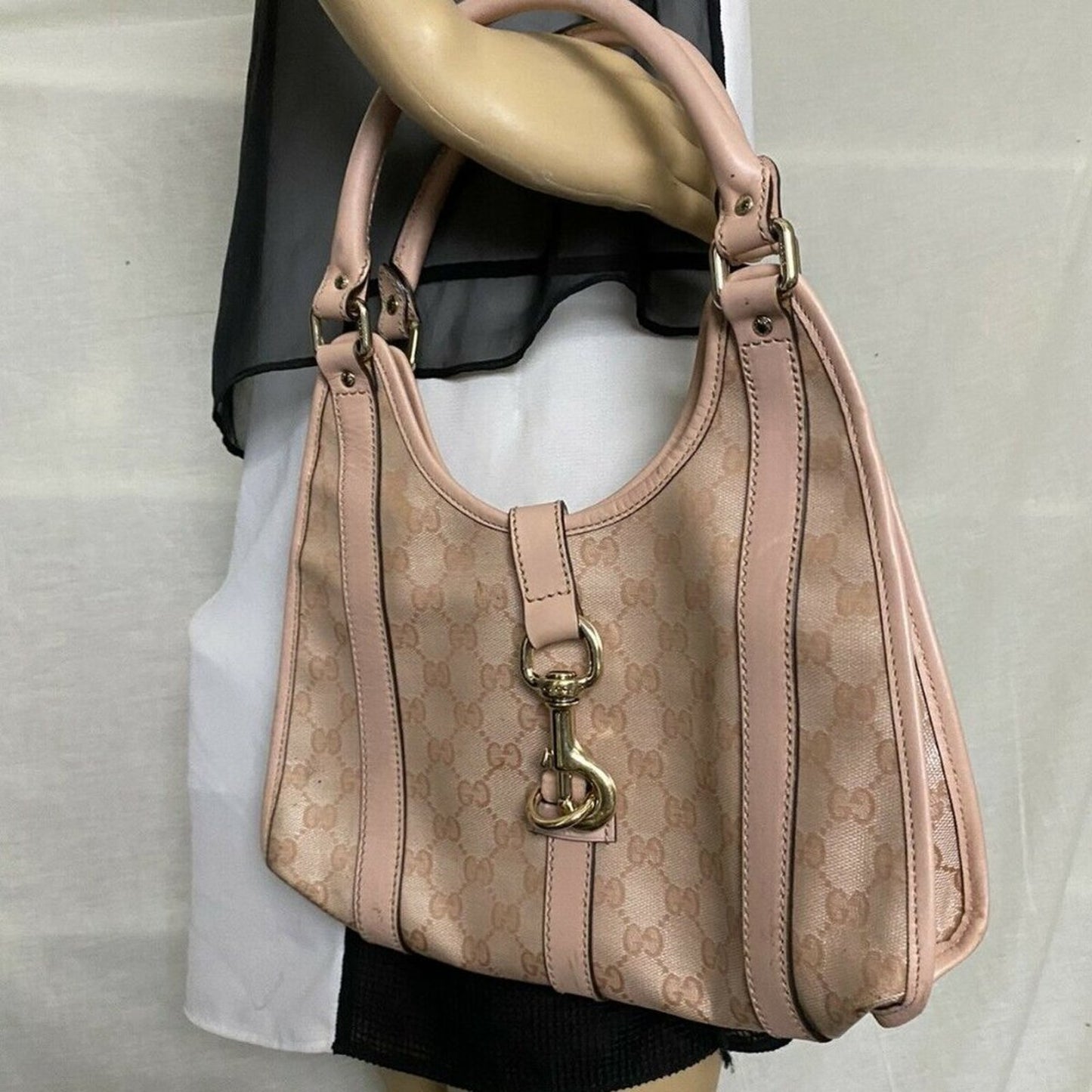 GUCCI Pink Jackie O hobo bag Msrp $ 1,800