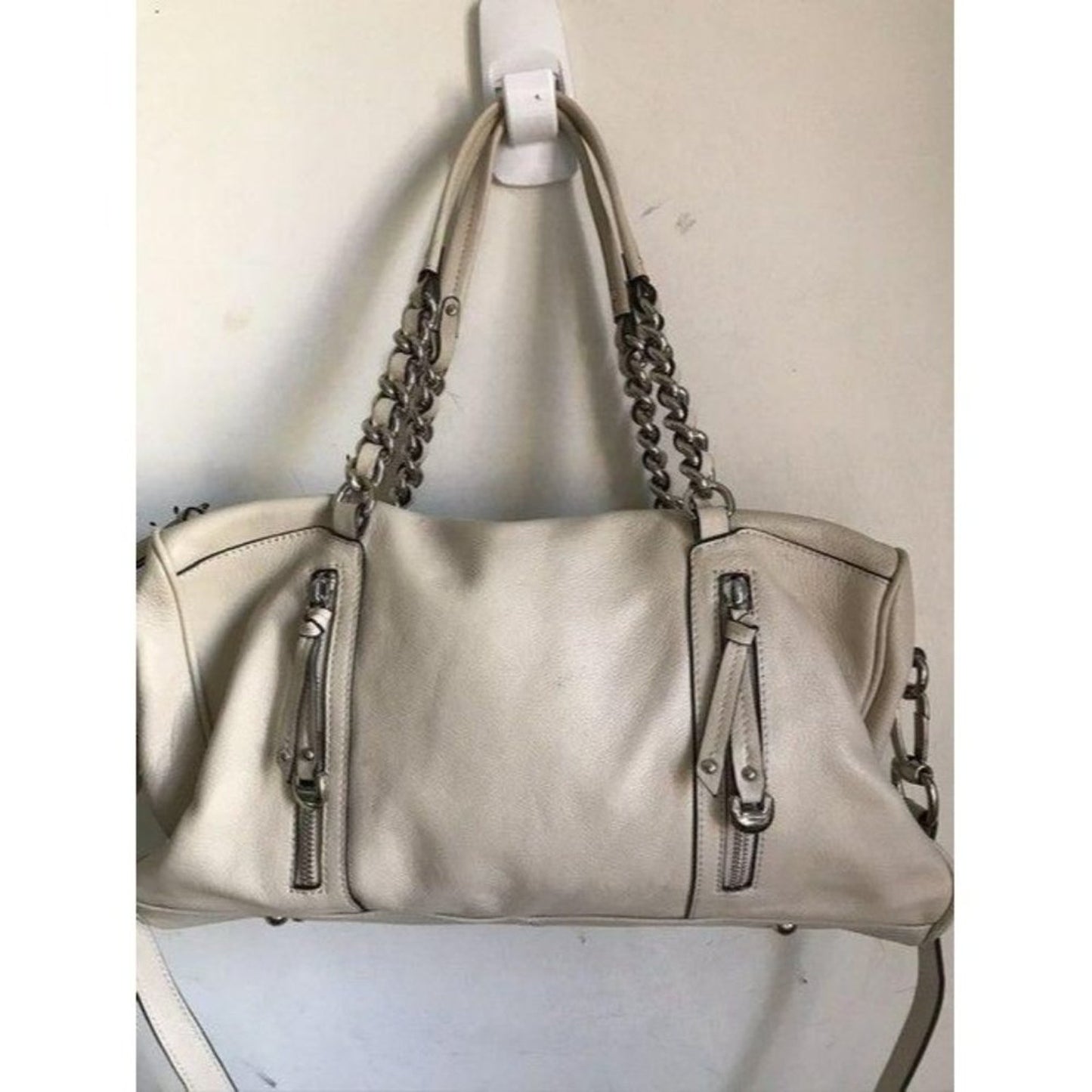 b makowsky cream leather shoulder bag
