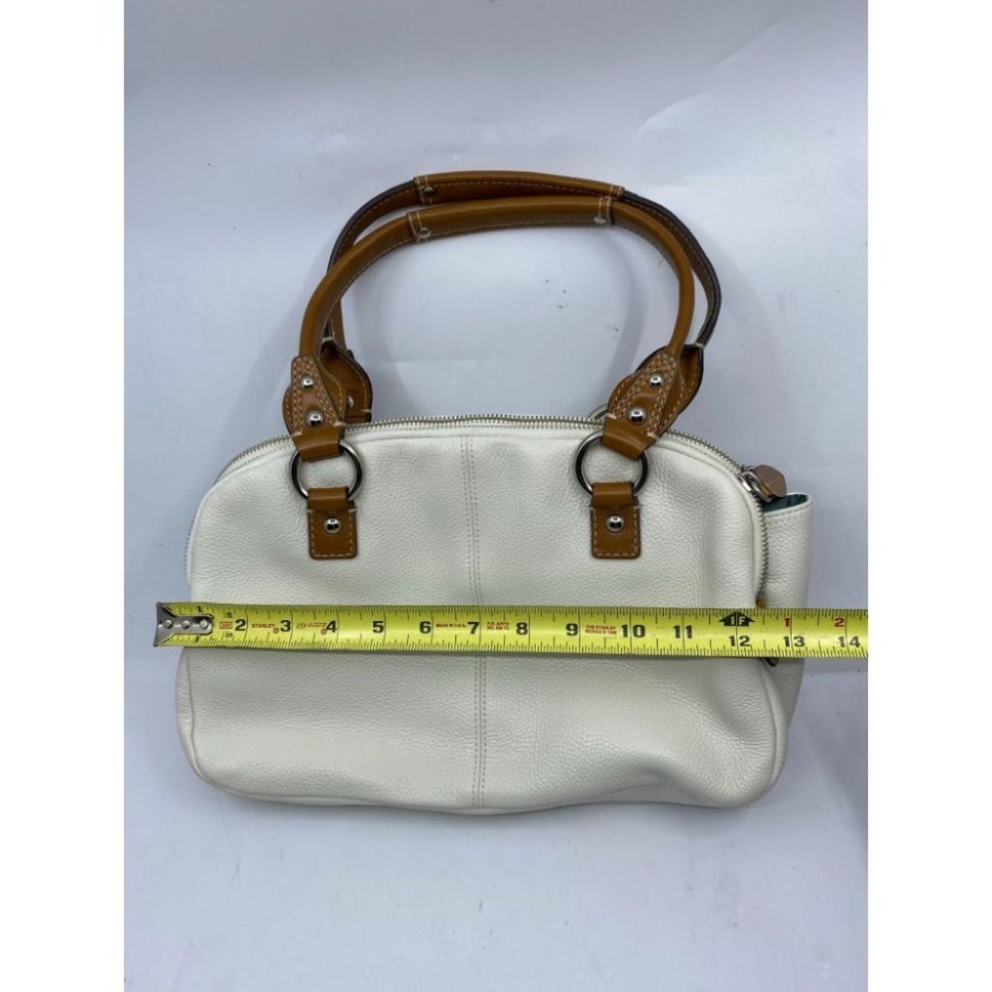 Coach Leather Medium Size White Brown Shoulder Bag