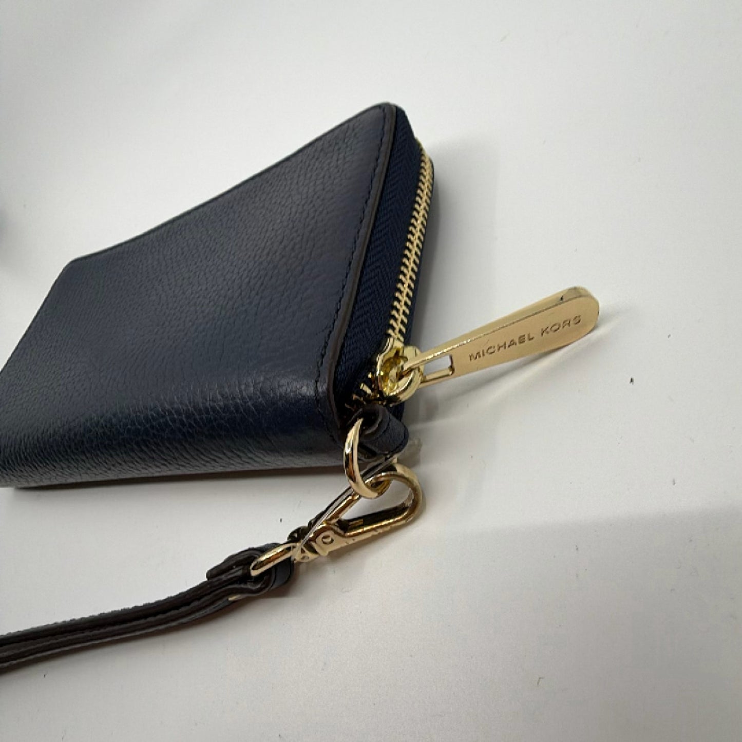 Michael Kors Jet Set Travel Continental Blue Pebbled Leather Wallet