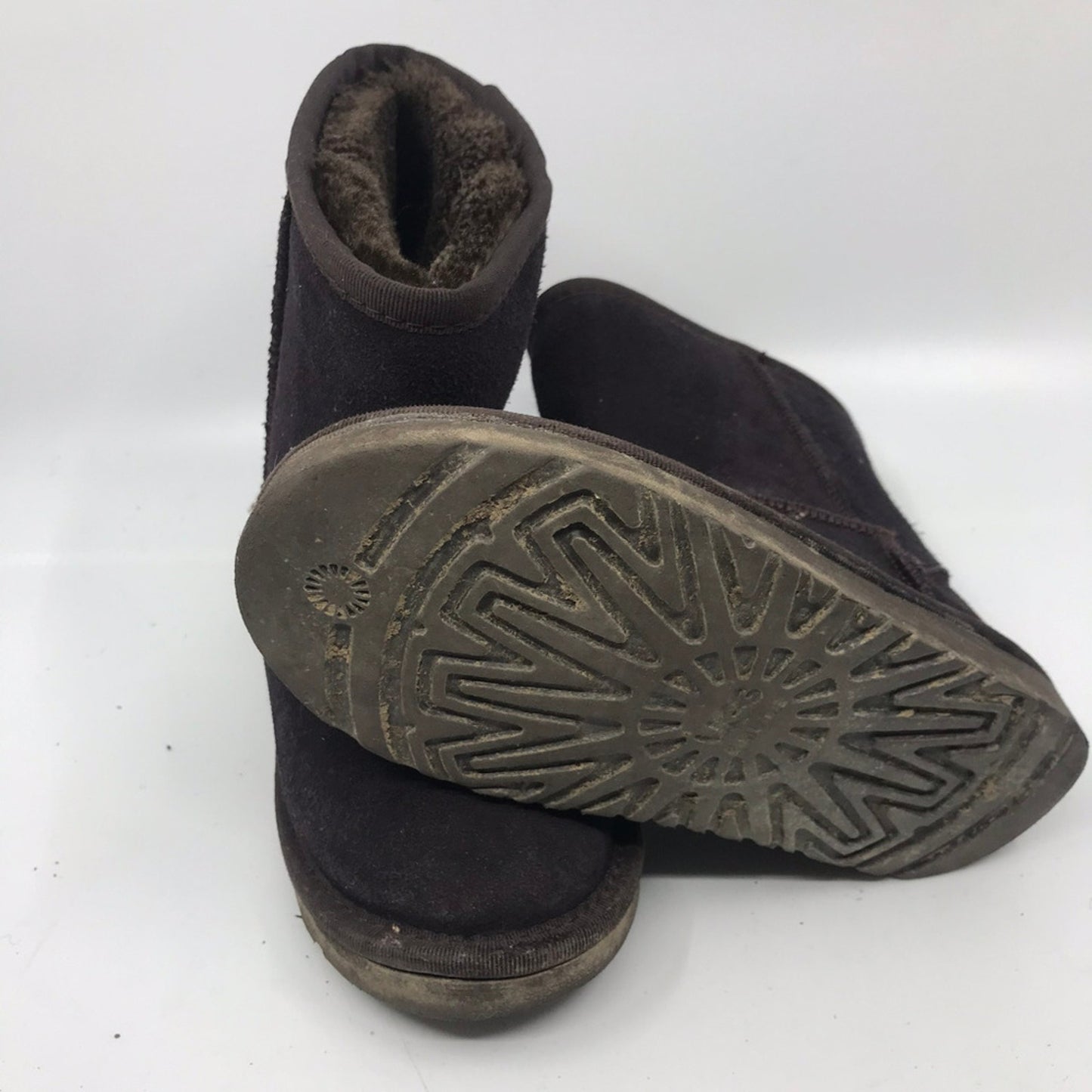 Short UGG Green Boots Size US 6