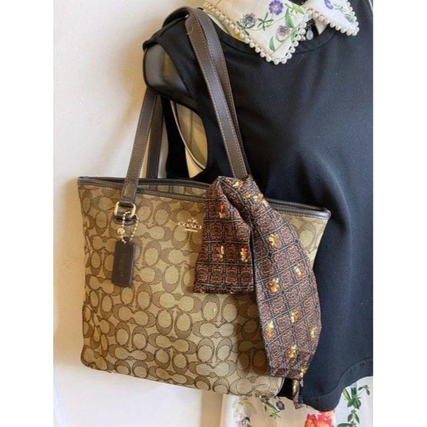 coach w all over logo w add on pooh beige brown ja
