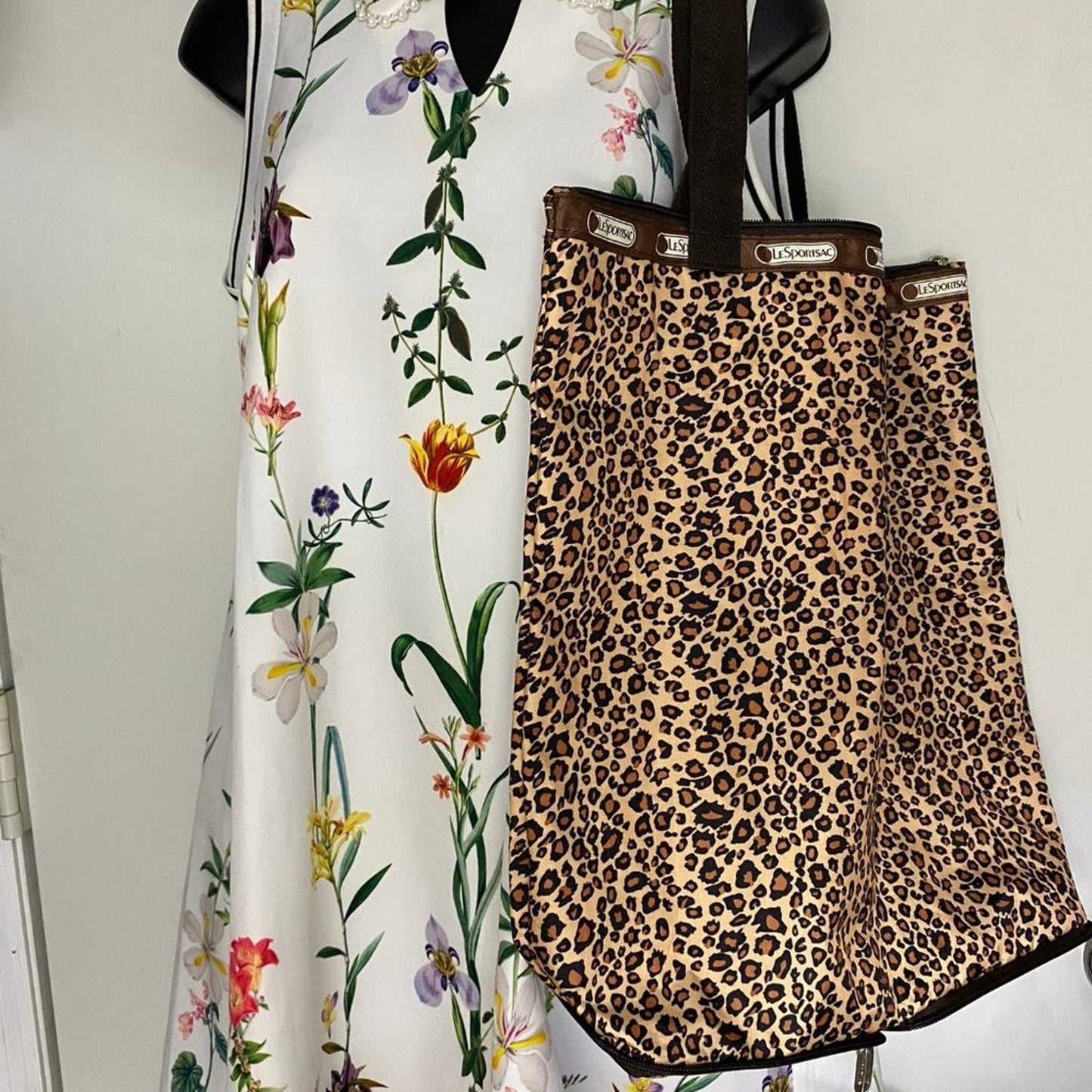 Le Sportsec Tan Large Shopping Tote