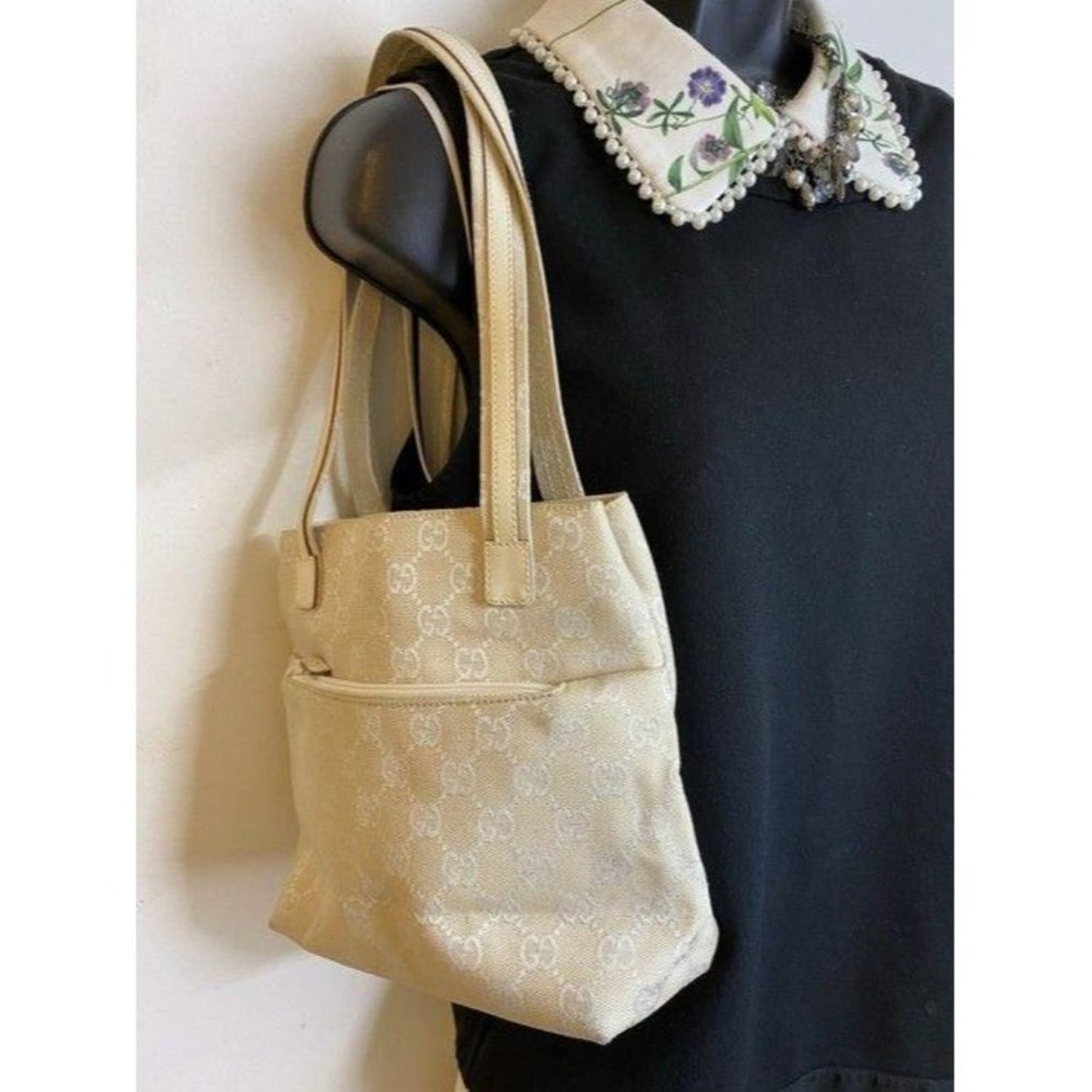 gucci vintage white jacquard fabric shoulder bag