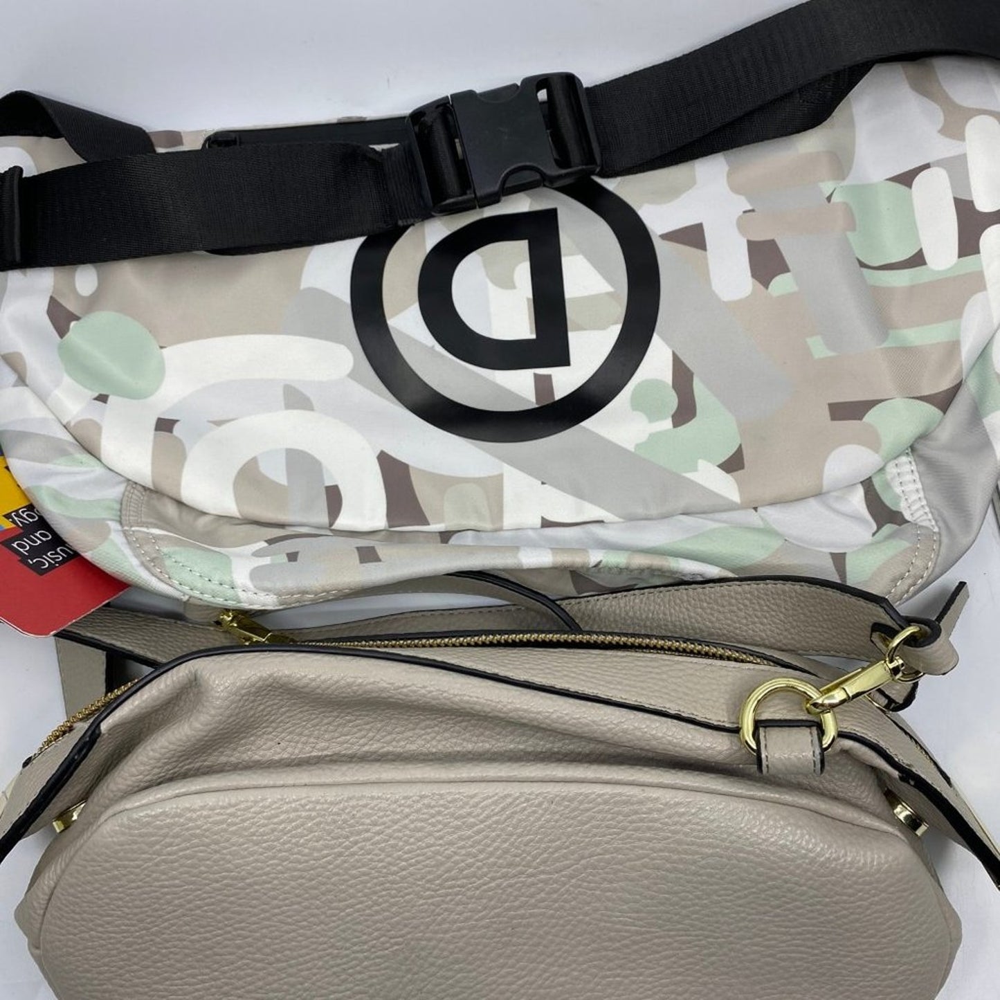 Mix lot of 6 Assorted Brands Hand Bag