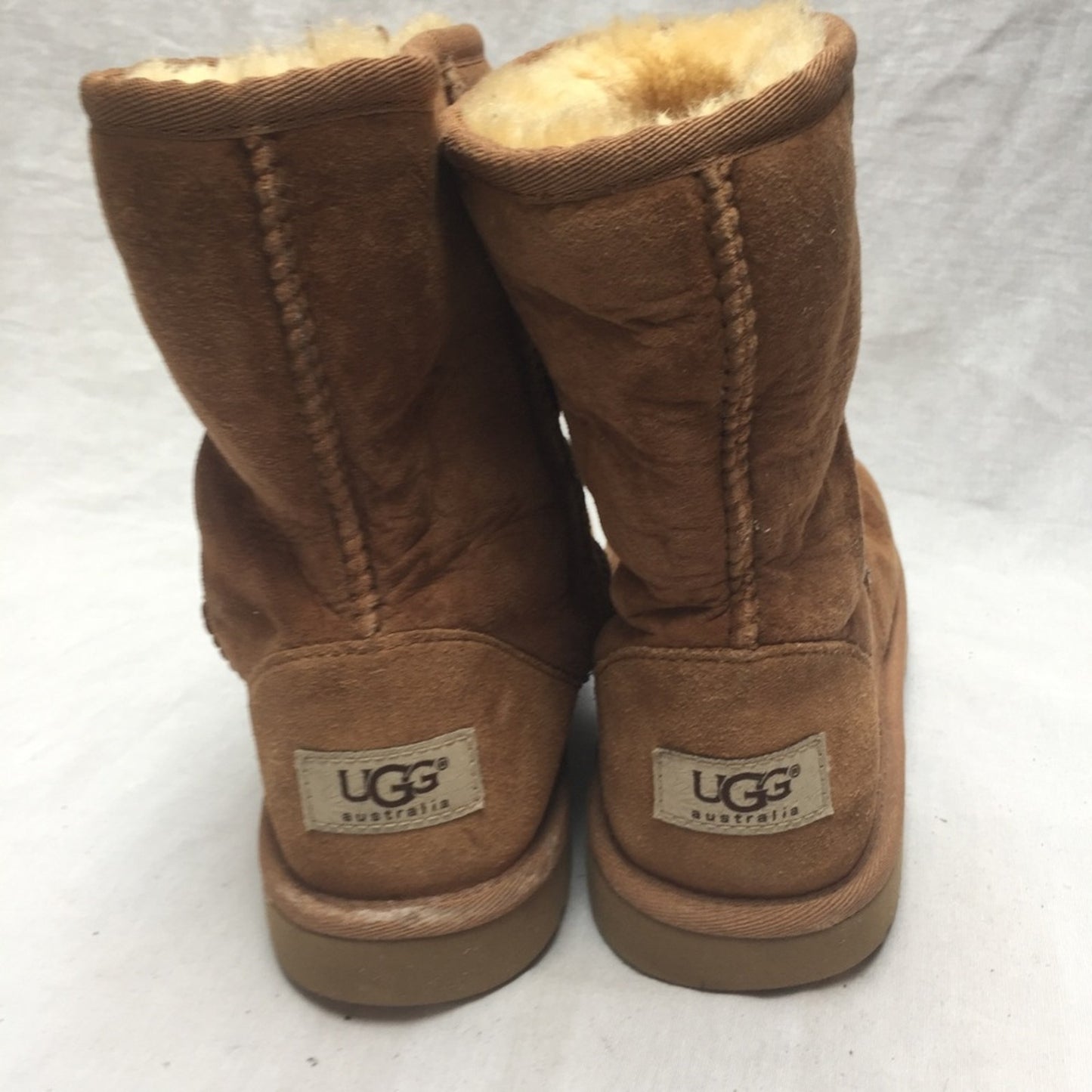 Short UGG Brown Boots Size: 4
