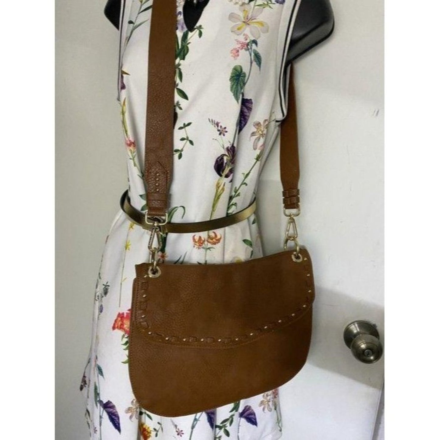 steve madden brown leather cross body bag