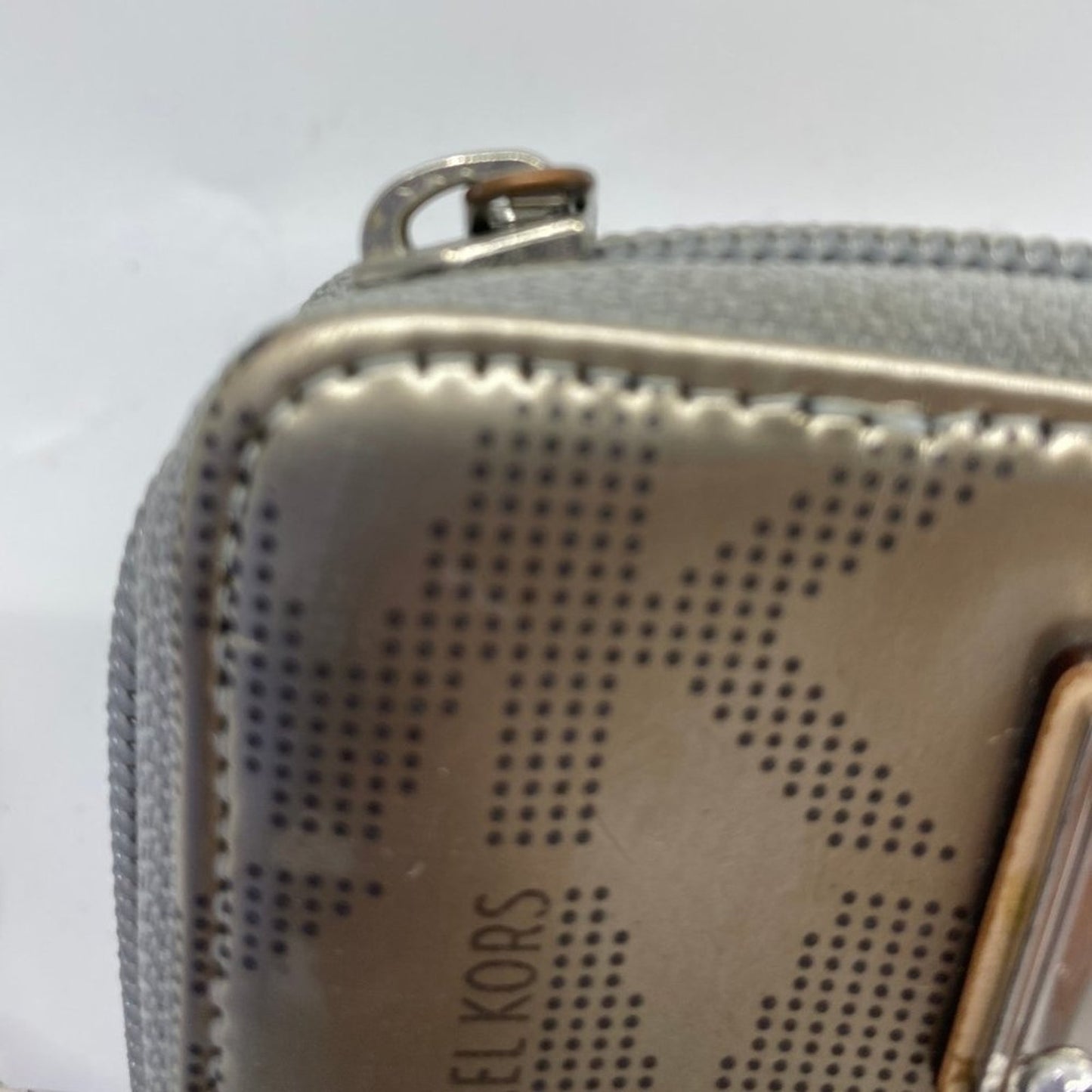 Michael Kors Silver Leather Zipper Wallet