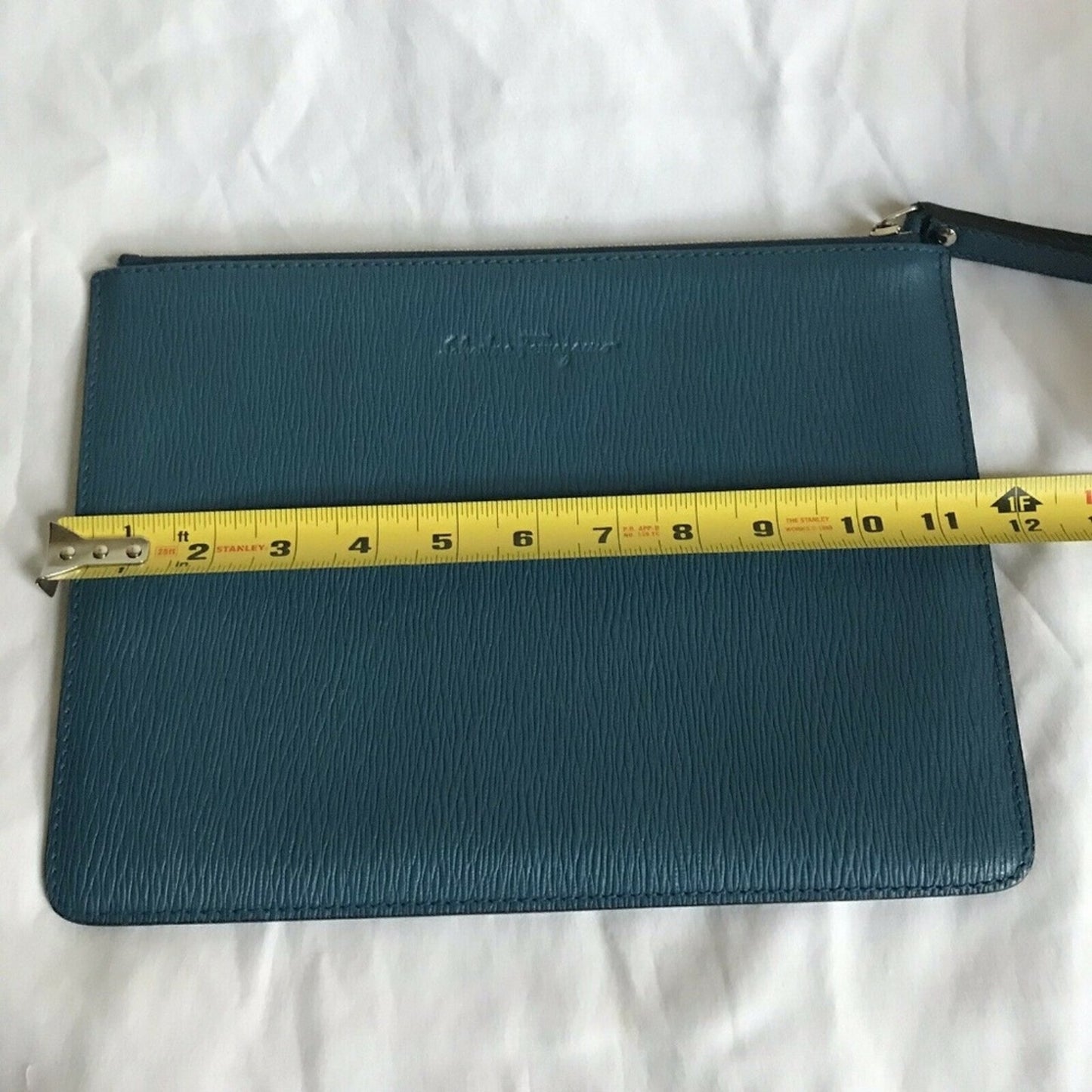 SALVATORE FERRAGAMO Unisex Blue Leather Document H