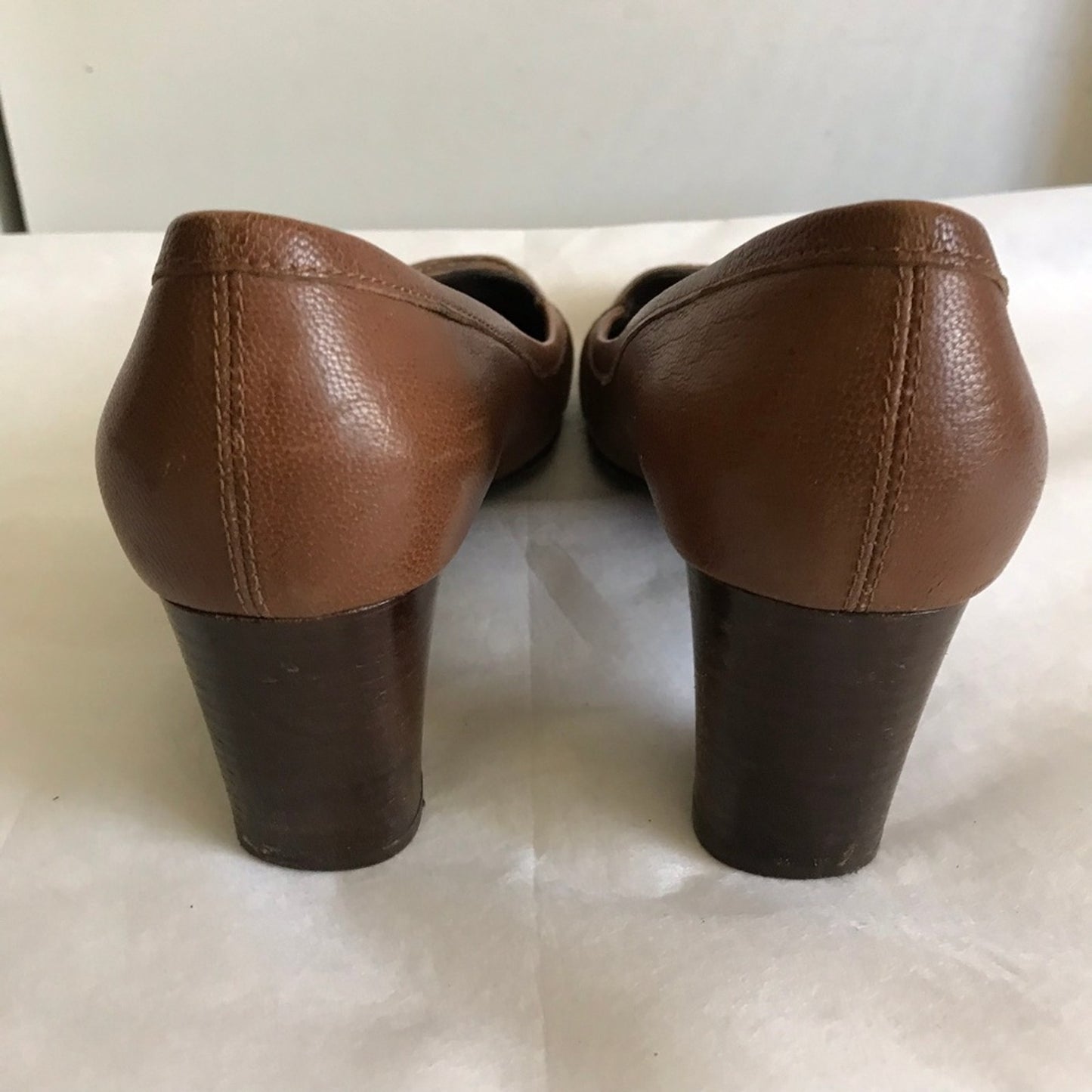 SALVATORE FERRAGAMO pumps sz 10