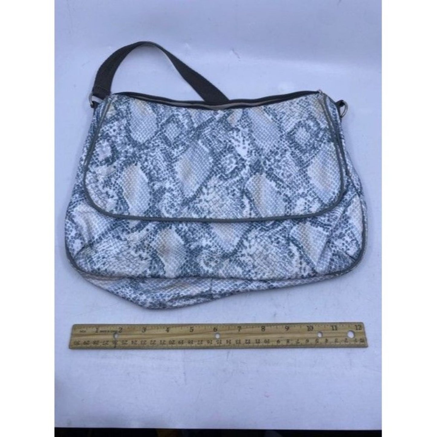 Lesportsac Unique Snake Design Multicolor Nylon Sh