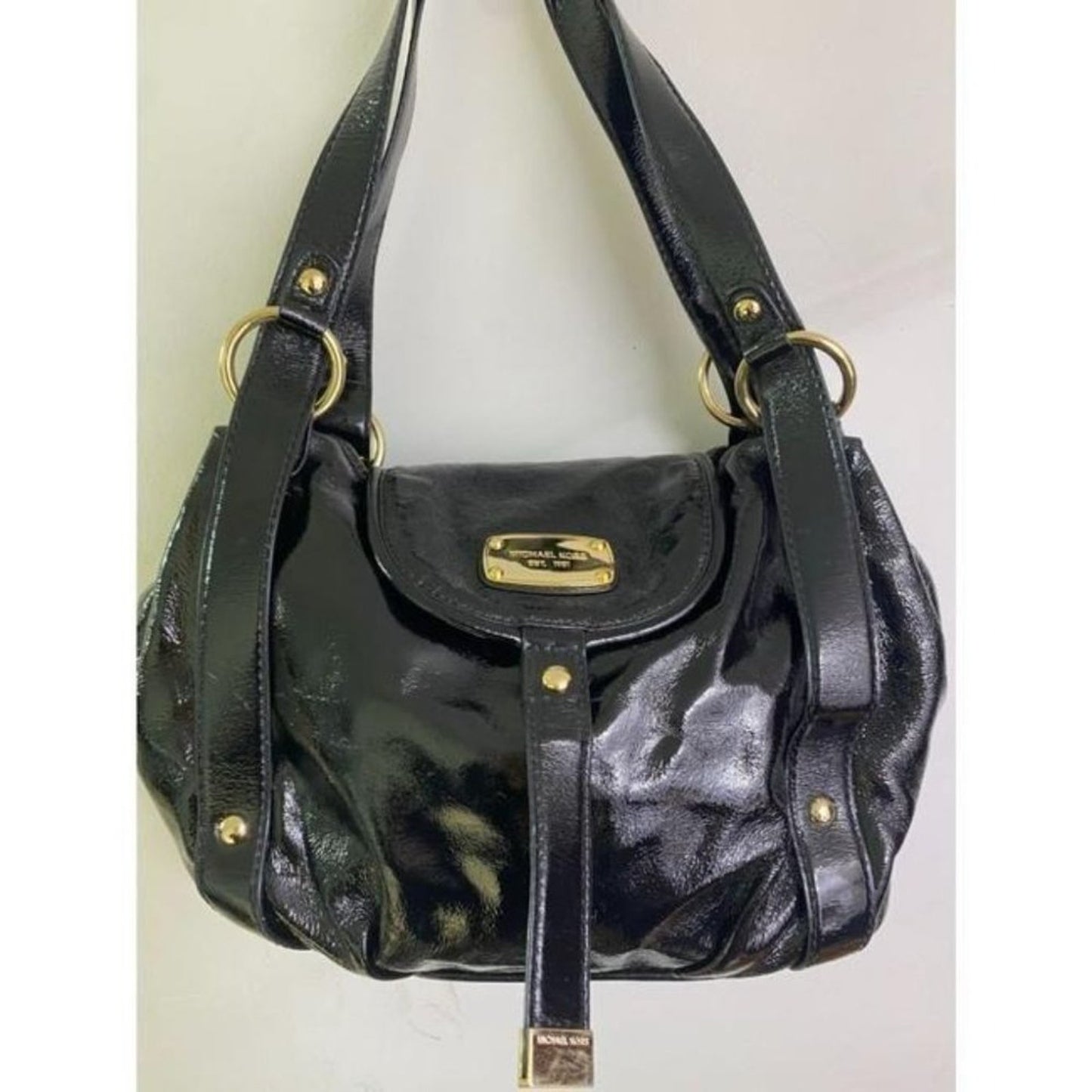 michael kors large black patent leather shoulder b