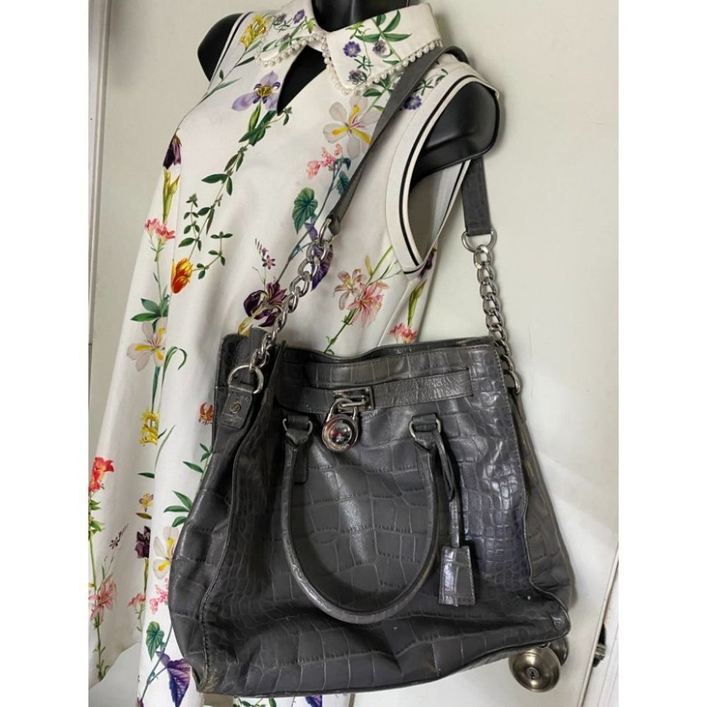 Michael Kors Leather Olive Black Hamilton Bag