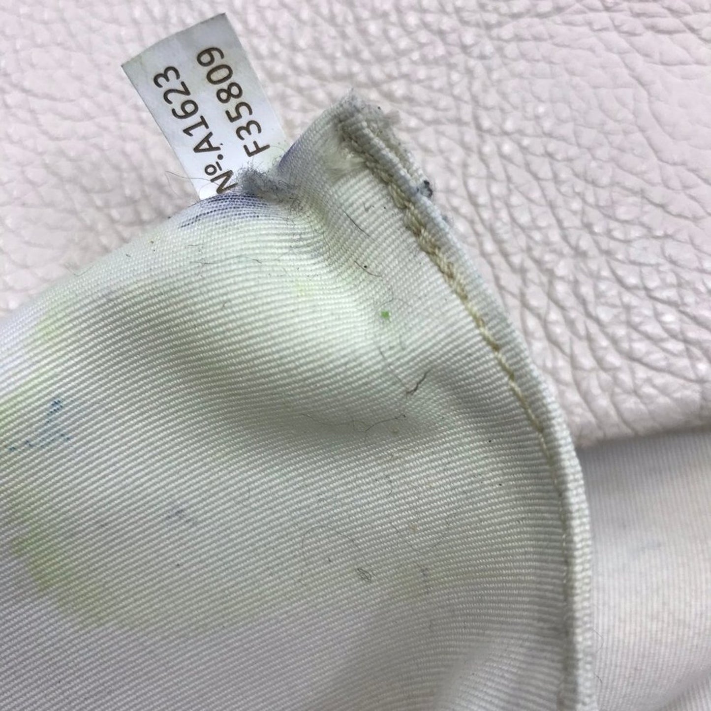 COACH White Medium Leather Handbag
