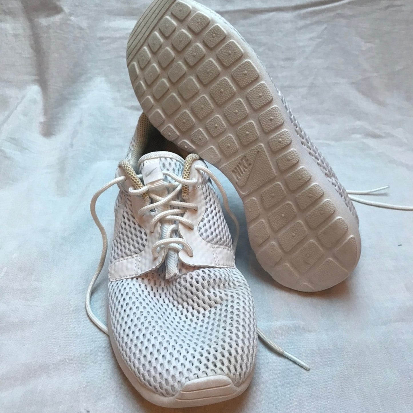 NIke Sneakers White Size 7