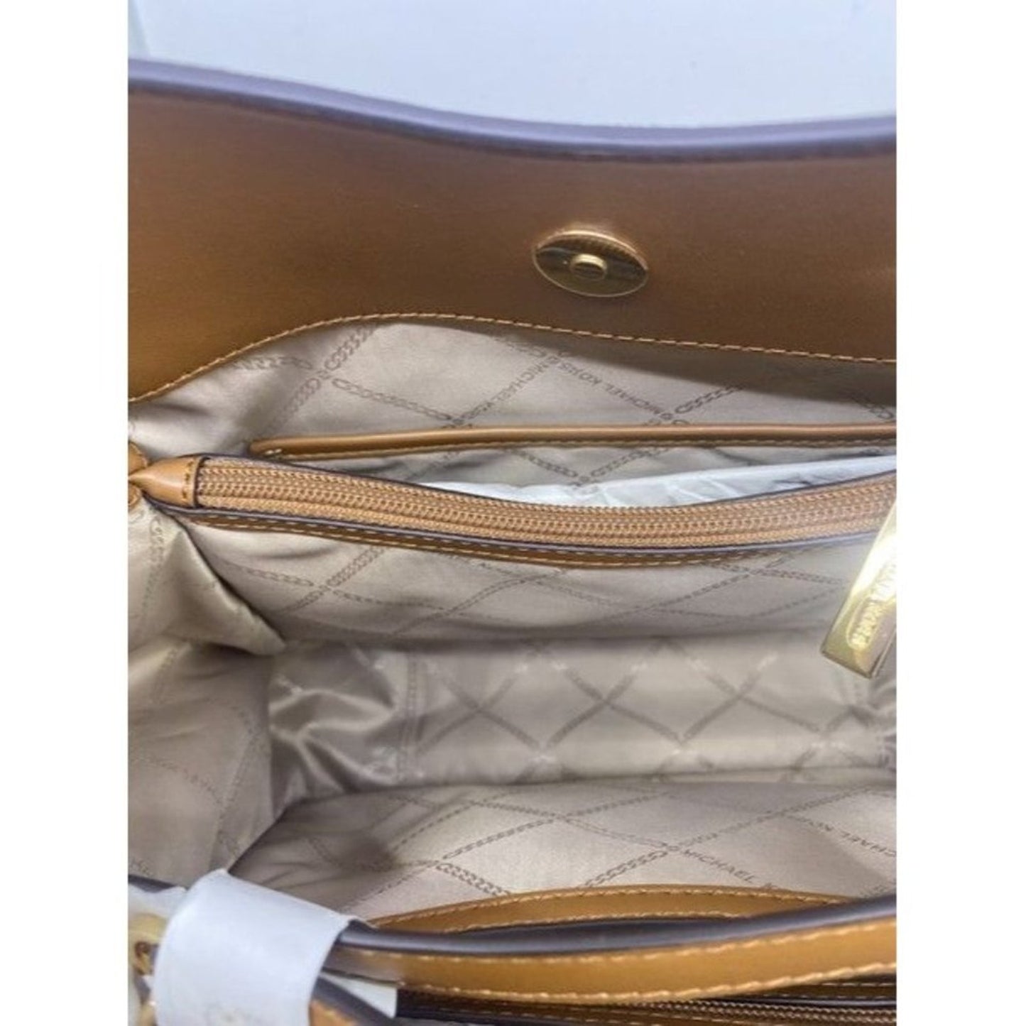 Michael Kors Newbury Medium Chain Vanilla Acorn Pebbled Leather Shoulder…