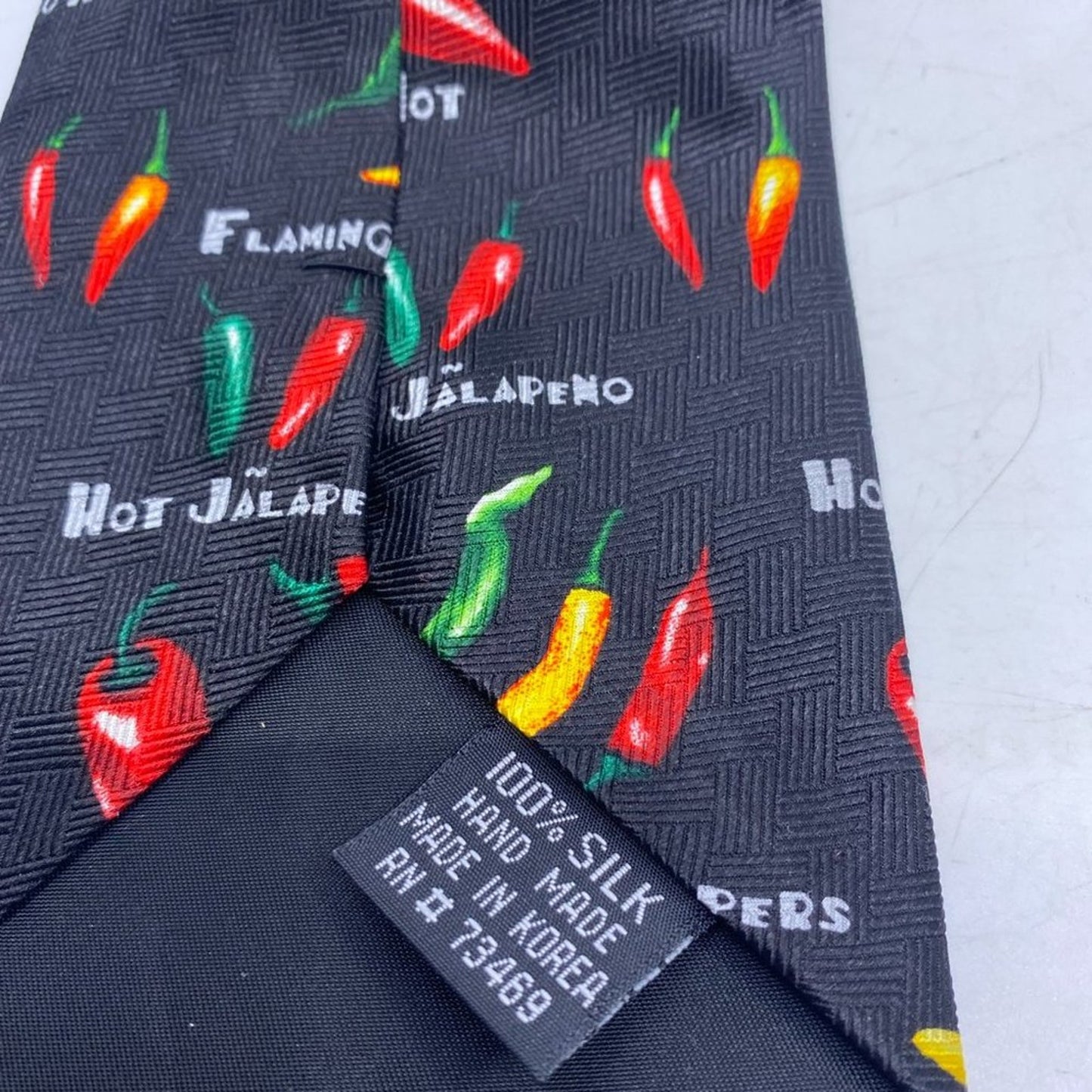 Addiction "To Hot To Handle" Tie
