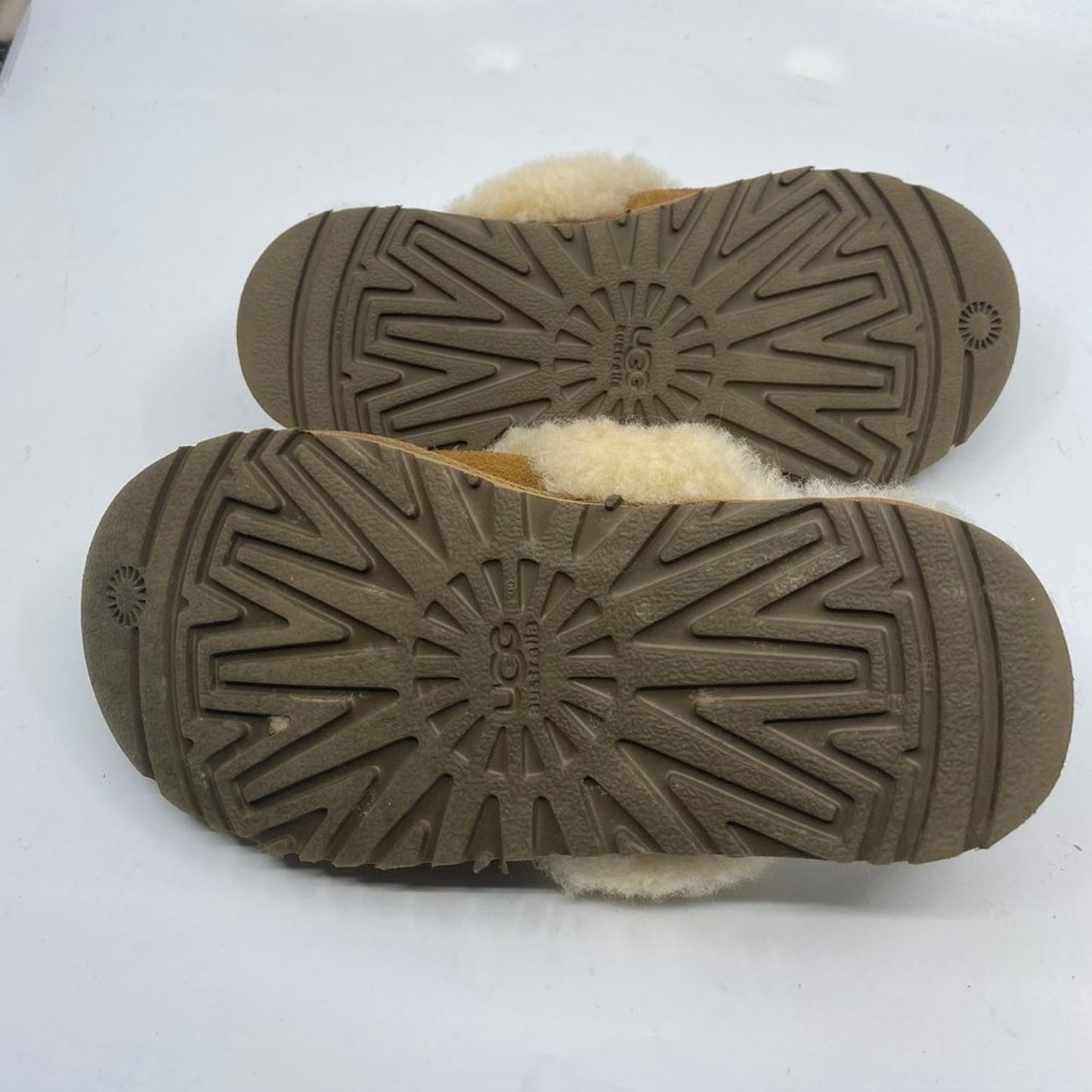 NWOT!  UGG Brown Slipons Size: US 2