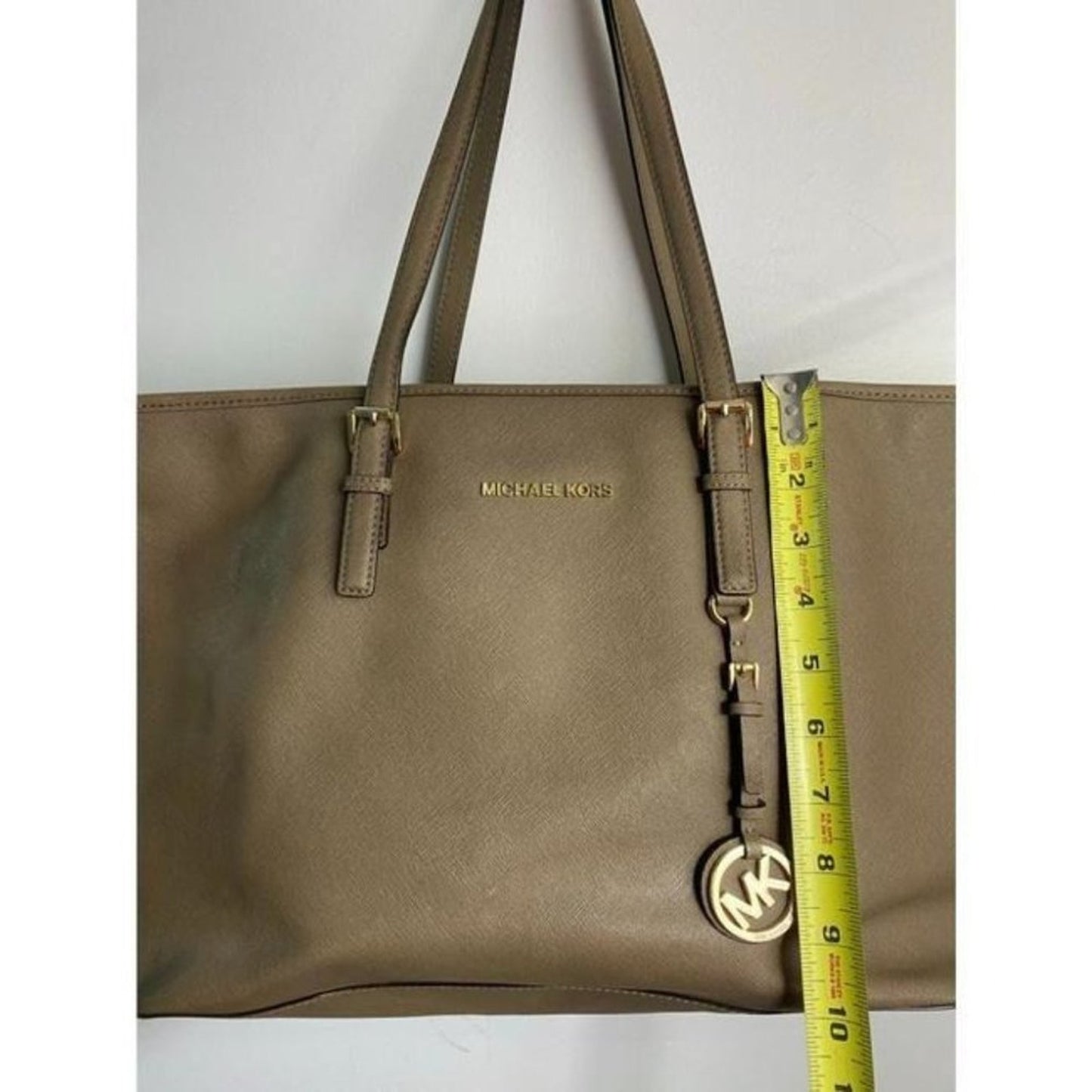 MICHAEL KORS Tan Saffiano Leather Jet Set Tote Bag
