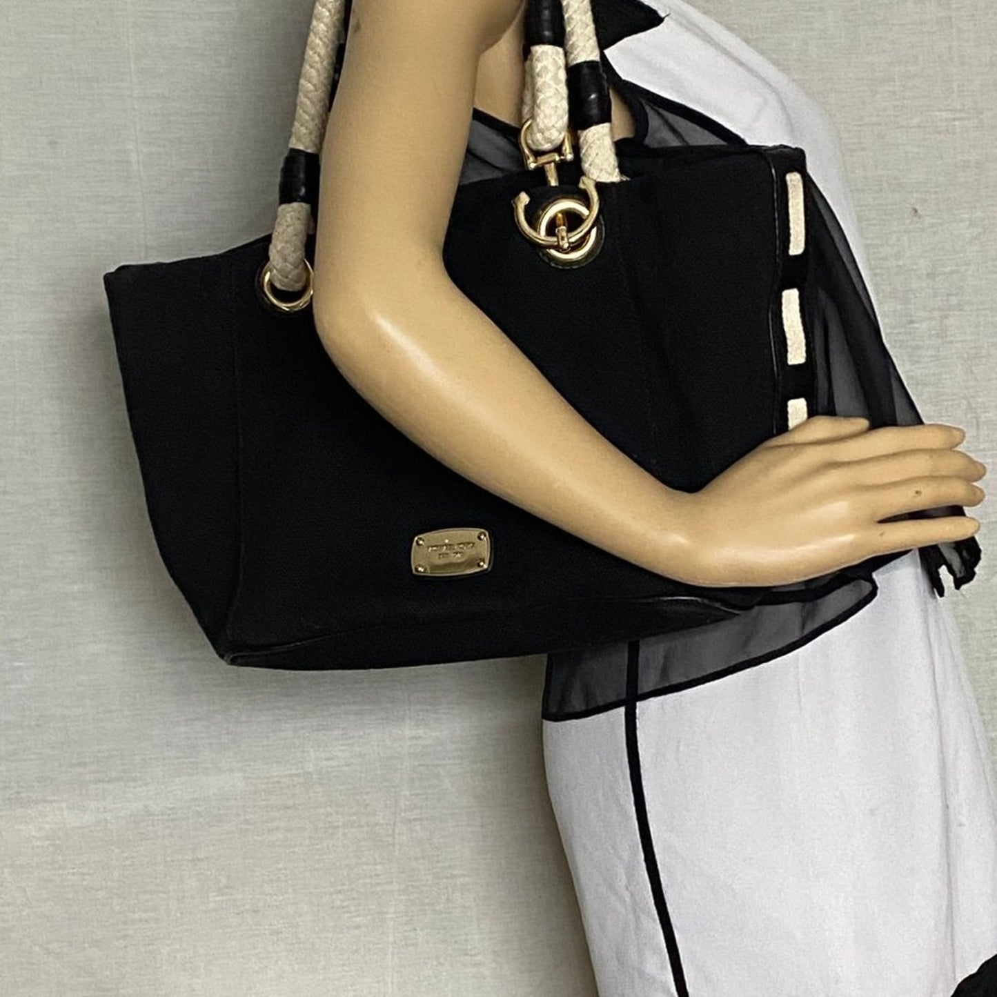 Michael Kors M Size Black Interwoven Shoulder Bag