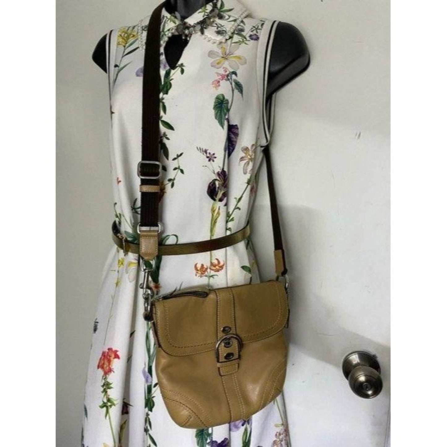 coach small tan leather cross body bag