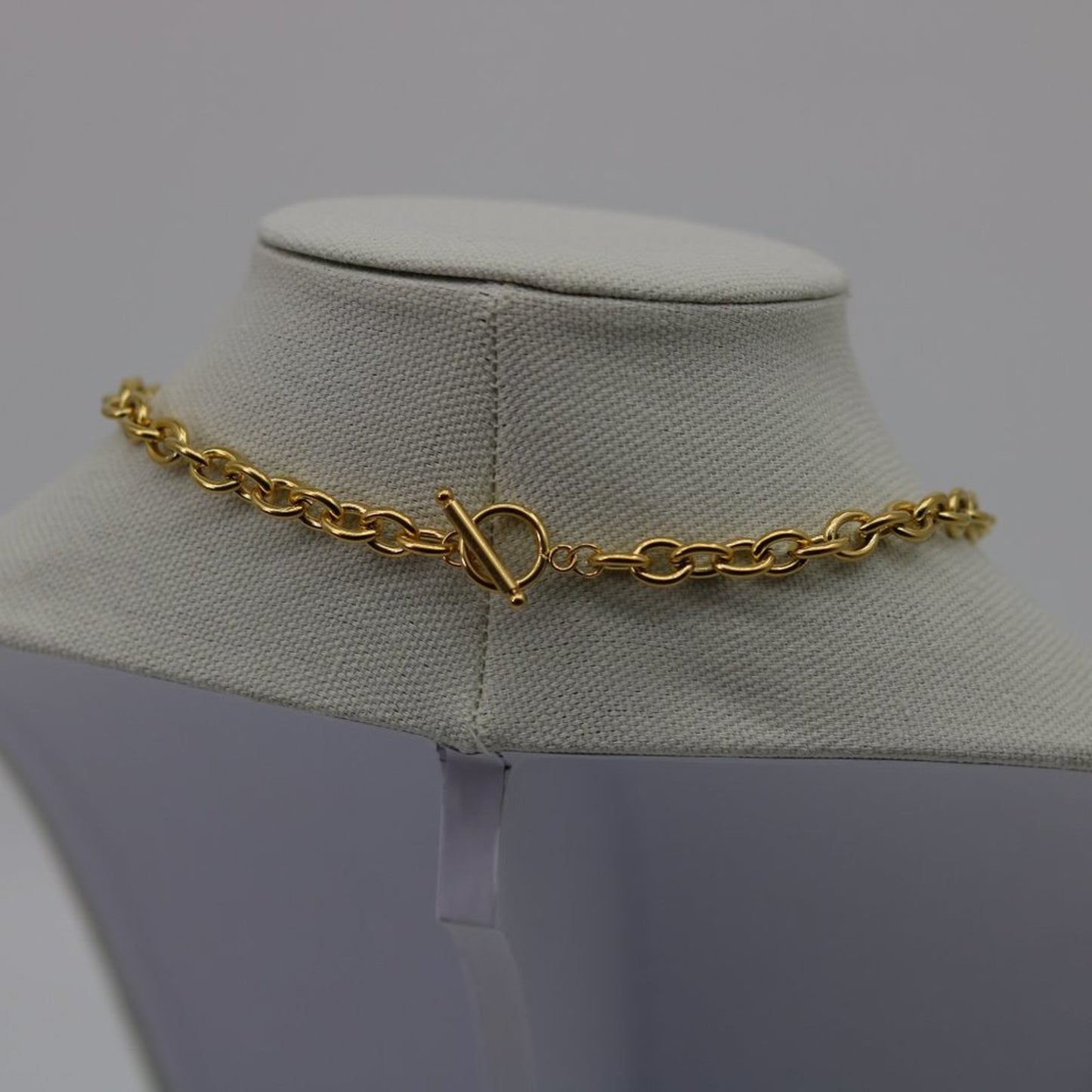 Louis Vuitton Gold Padlock & Key with Second-hand Necklace