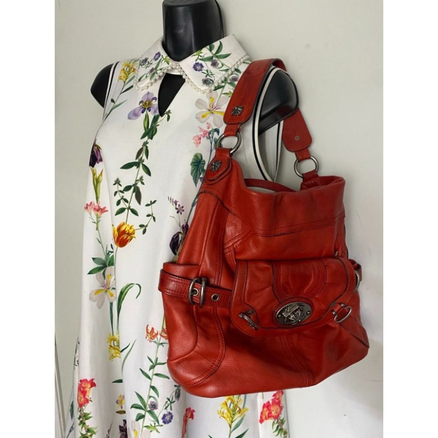 B. Makowsky Orange Large Leather Shoulder Bag