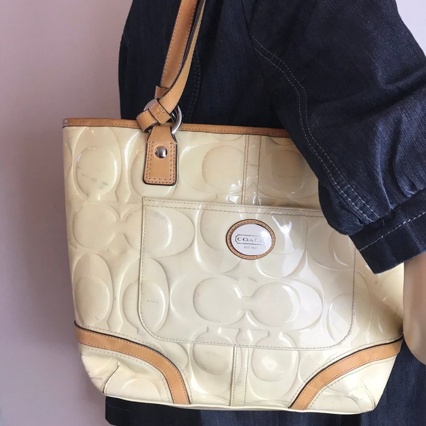 COACH Medium Cream Brown Patent Leather Handbag