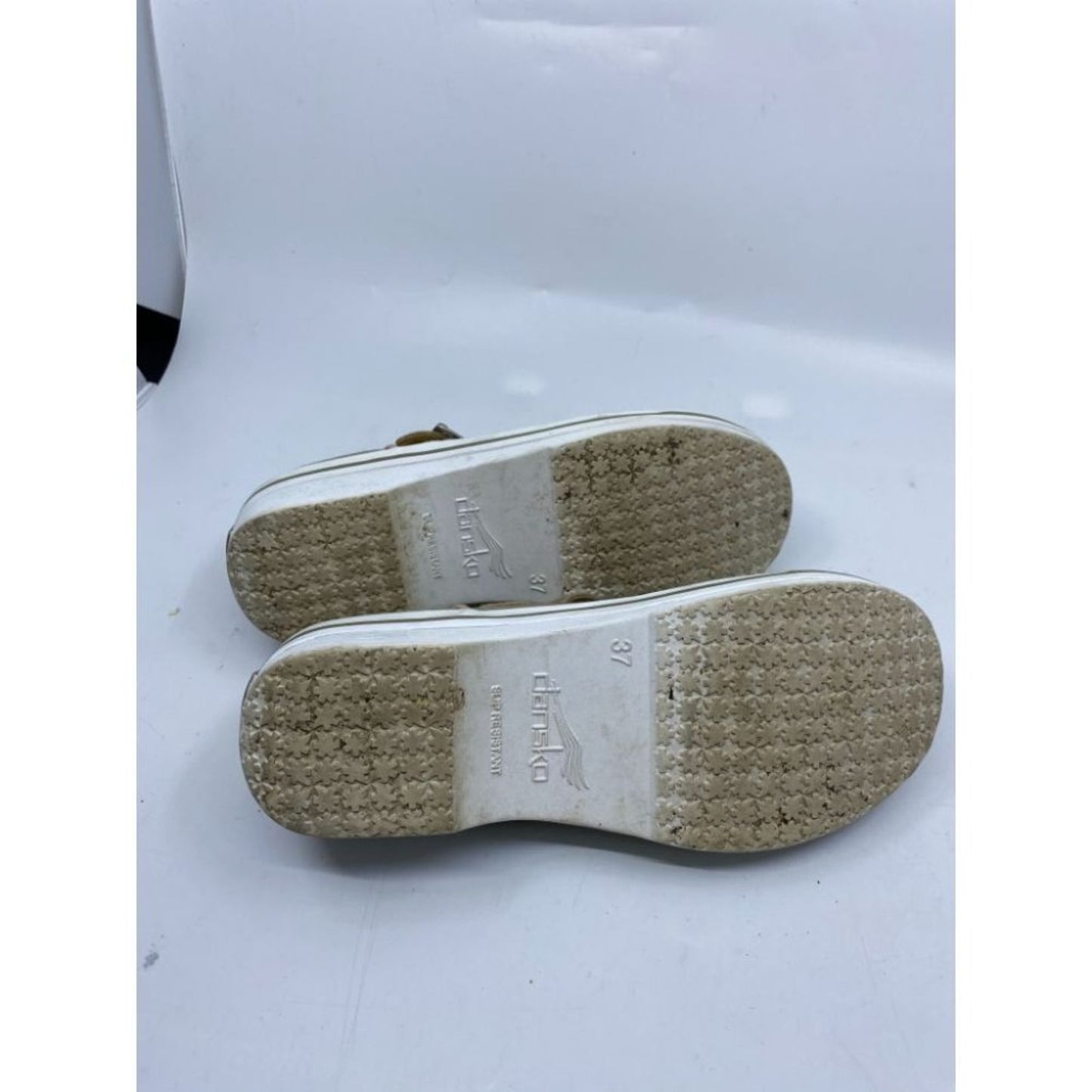Dansko Tan White Women's Wedge Heels Size 37