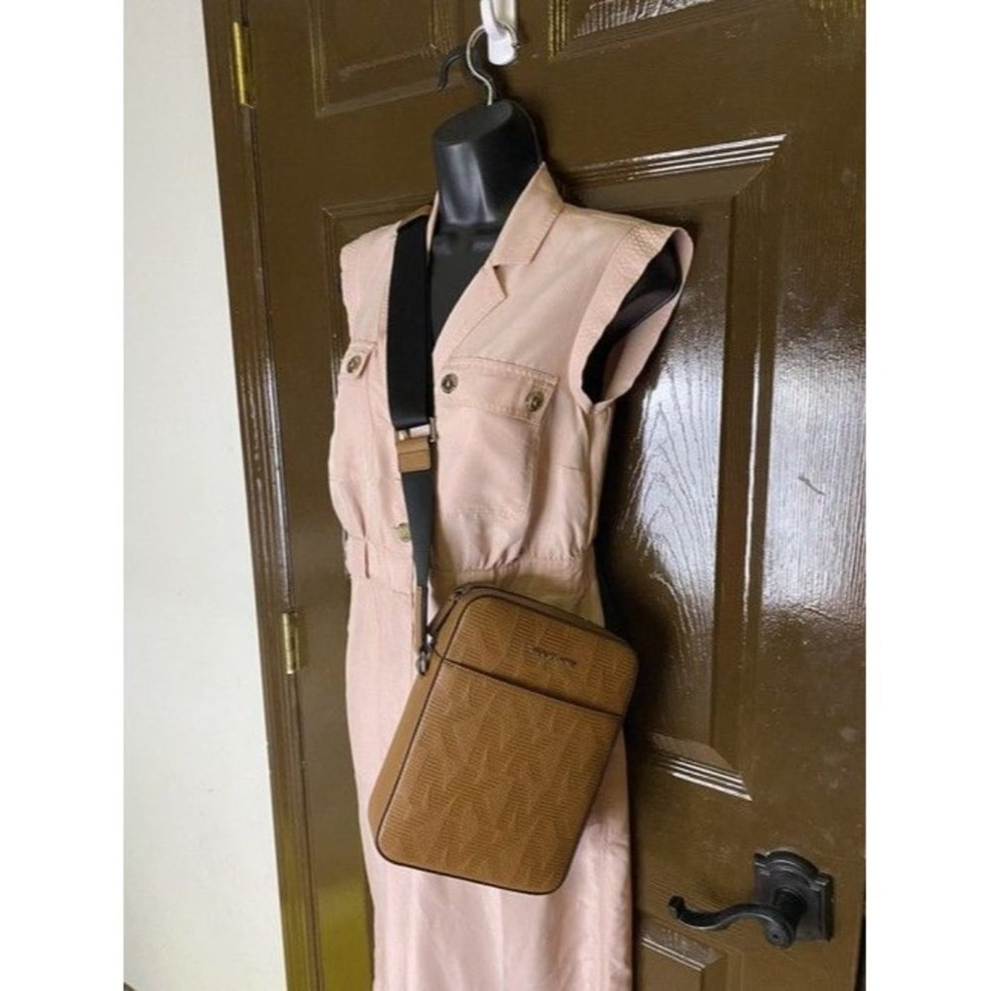 Michael Kors Cooper Logo Flight Luggage Camellia Matte Leather Messenger…