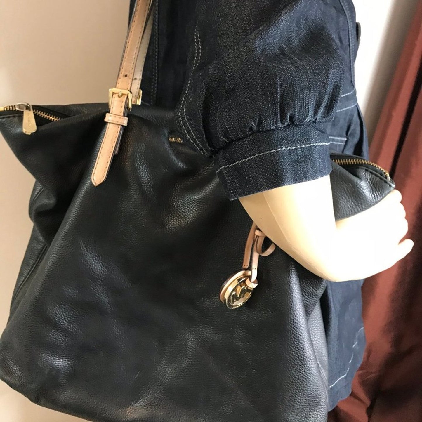Michael Kors Black Cream Large Leather Tote Bag