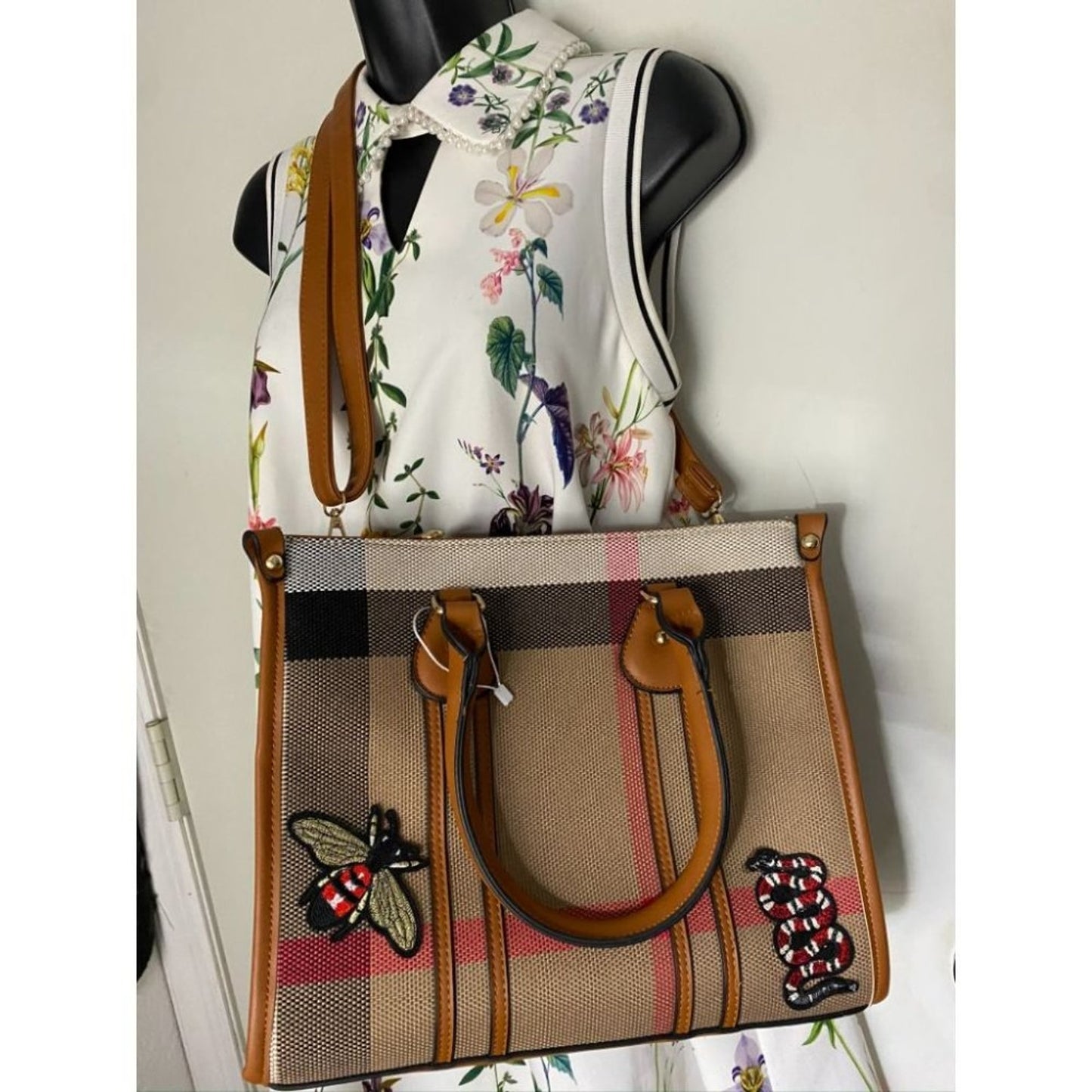 NWT! ClosetsNYC Large Plaid Tote Bag w/ Crossbody