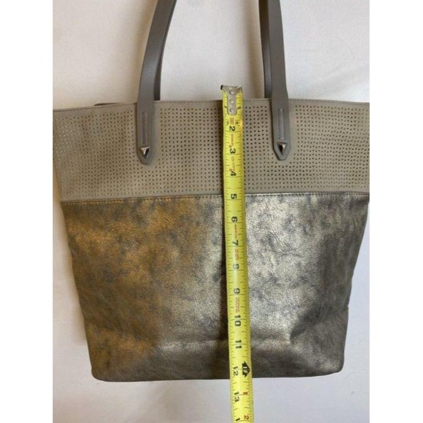 stella and dot bag large shoulder gray gold leathe