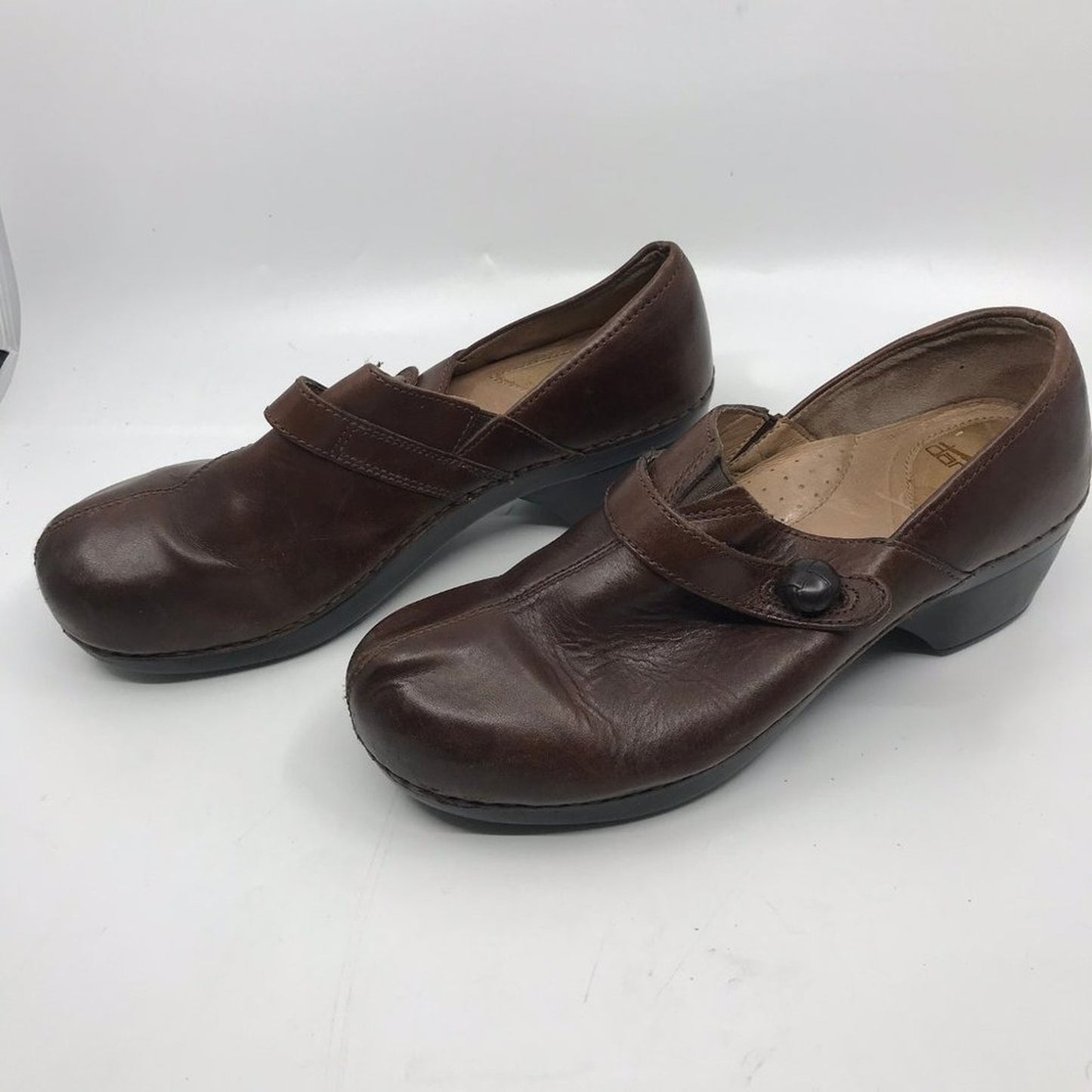 Dansko Dark Brown Unisex Clogs Size: EU 40