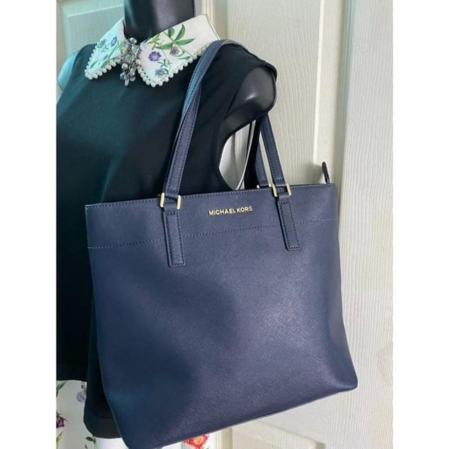 MICHAEL KORS Navy Saffiano Leather Jet Set Tote