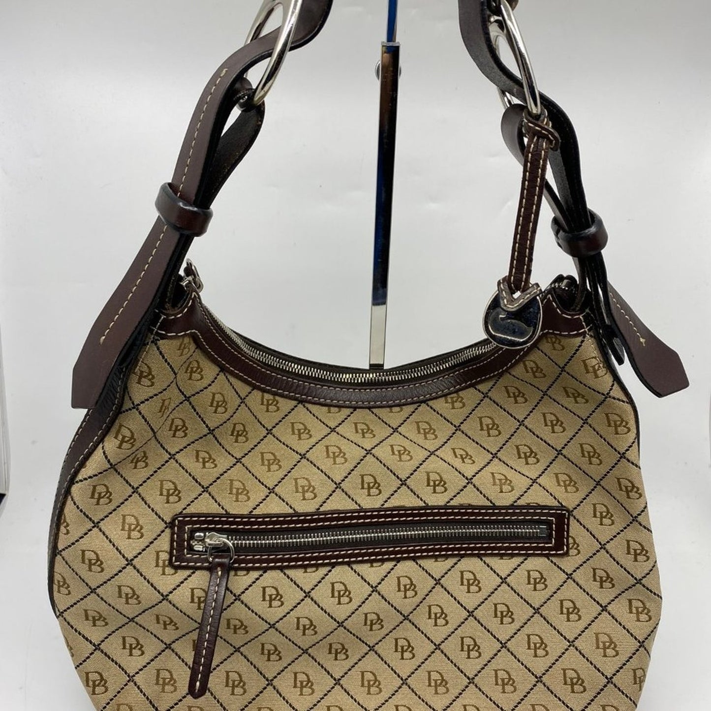 DOONEY & BOURKE Medium Brown Shoulder Bag