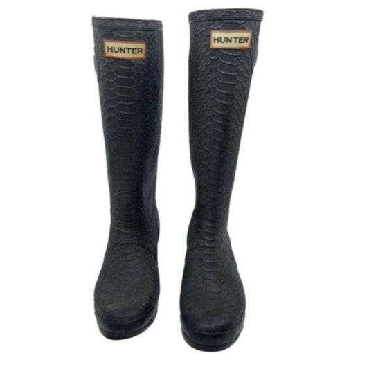 Unisex Hunter Snake Embossed Boots Size US 6M/7F