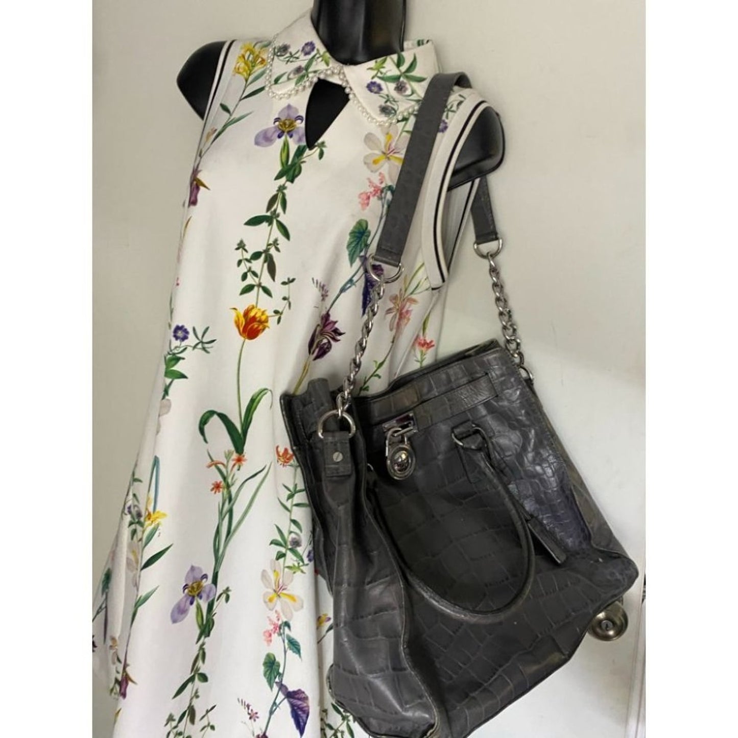 Michael Kors Leather Olive Black Hamilton Bag