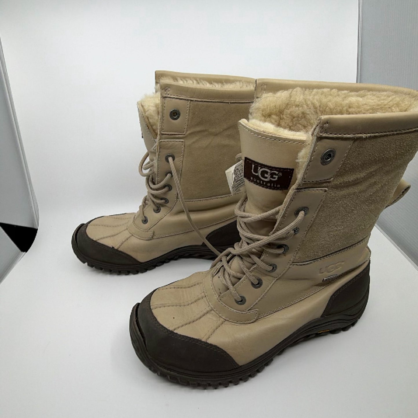 UGG Adirondack II Beige Leather Shearling Boot Size 8