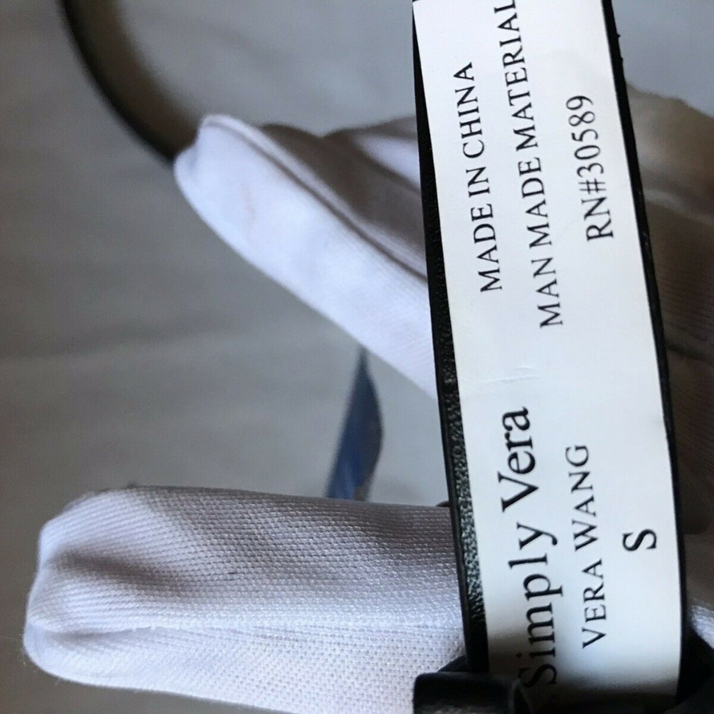 NWT! Vera Wang Belt W Jewel Embellishment Small