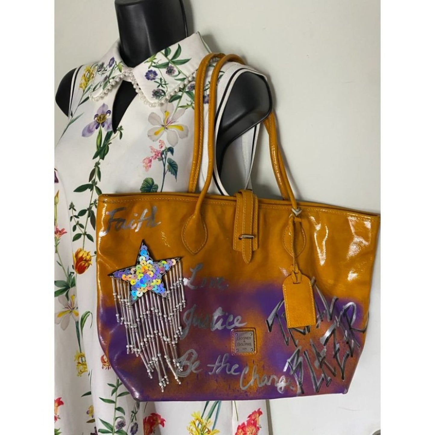 DOONEY & BOURKE Shoulder Bag Customized Orange