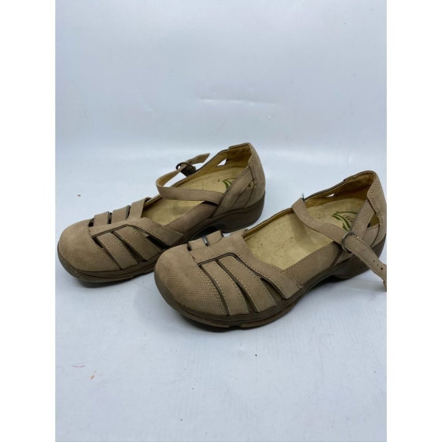 Dansko Tan Unisex Mules/Clogs Size 38/8